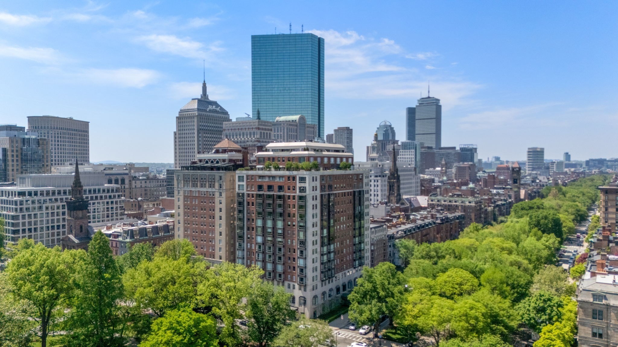 2 Commonwealth Ave # B Unit: 14-B