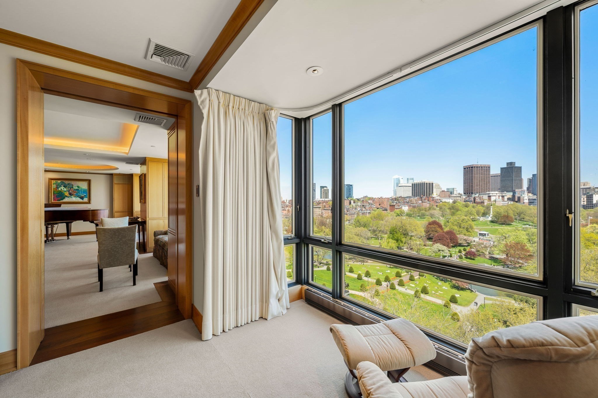 2 Commonwealth Ave # B Unit: 14-B