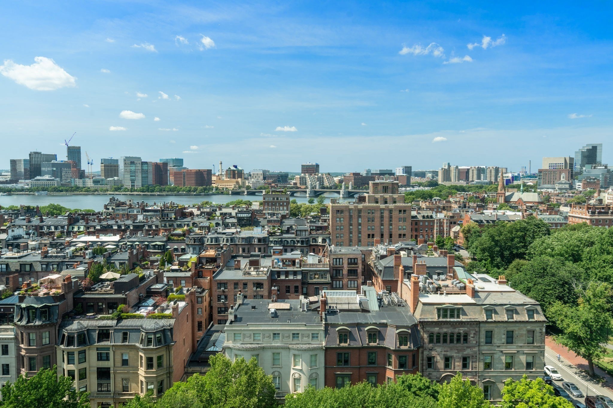 2 Commonwealth Avenue Unit: 15E/F