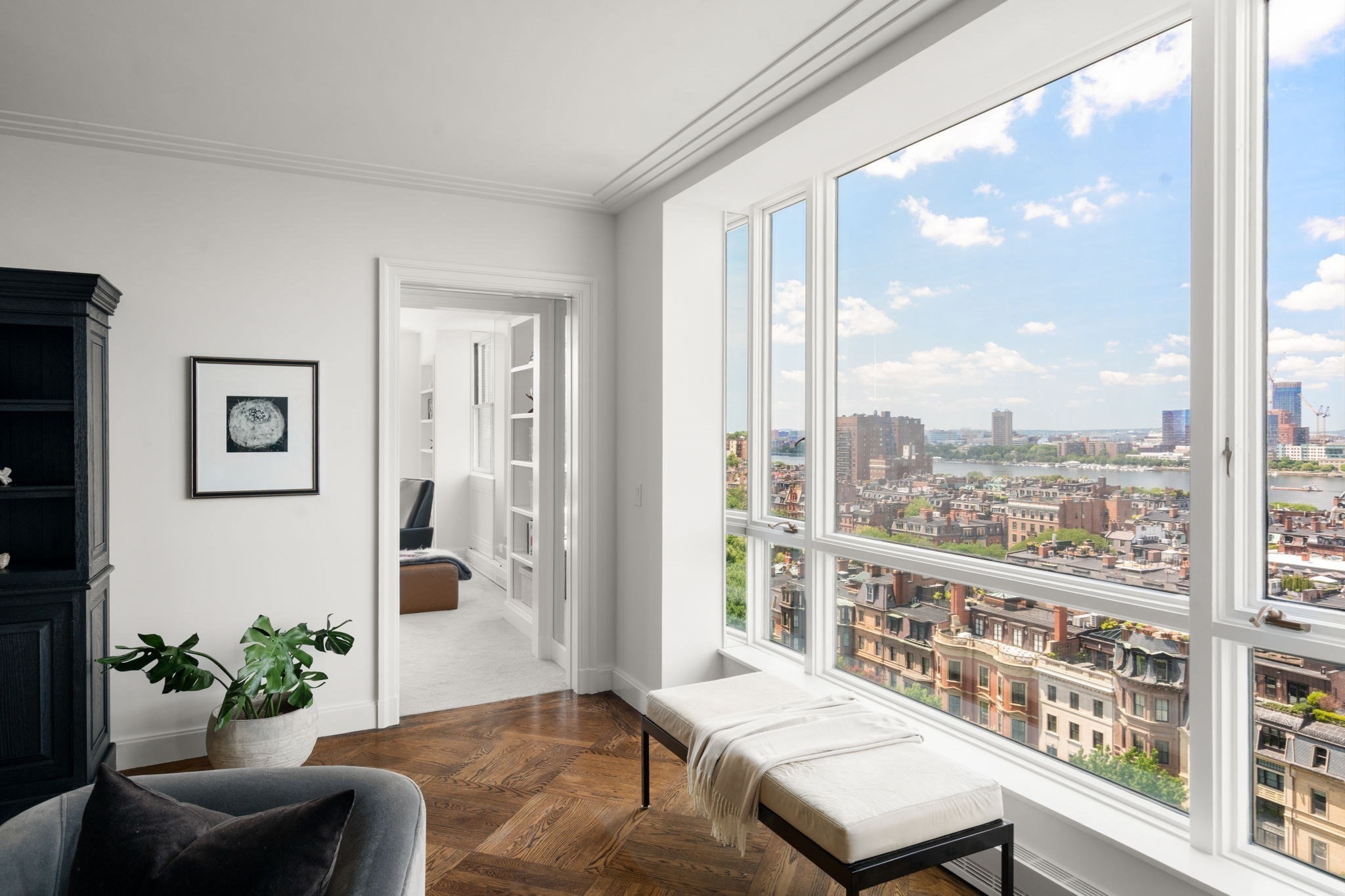 2 Commonwealth Avenue Unit: 15E/F