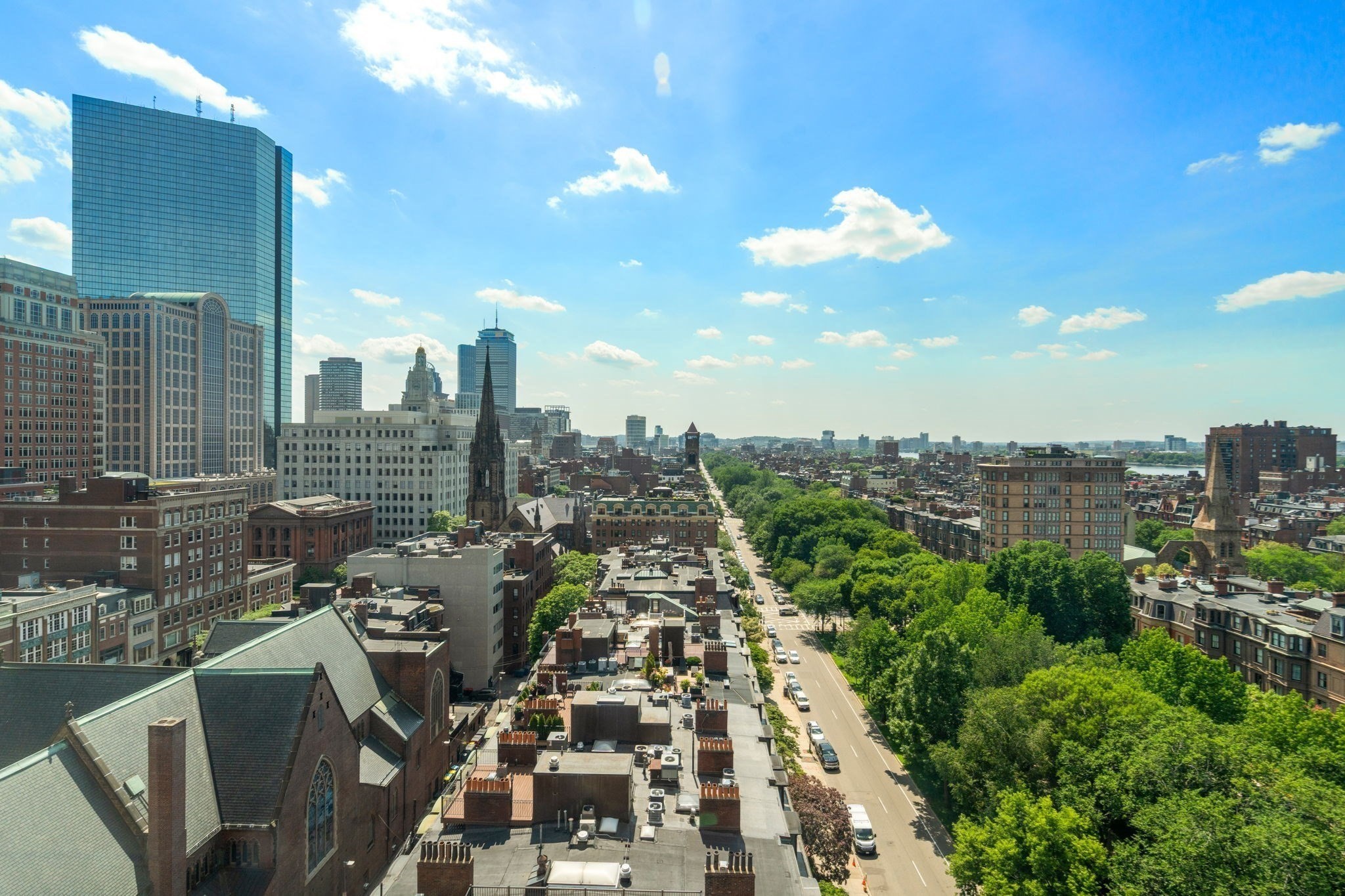2 Commonwealth Avenue Unit: 15E/F