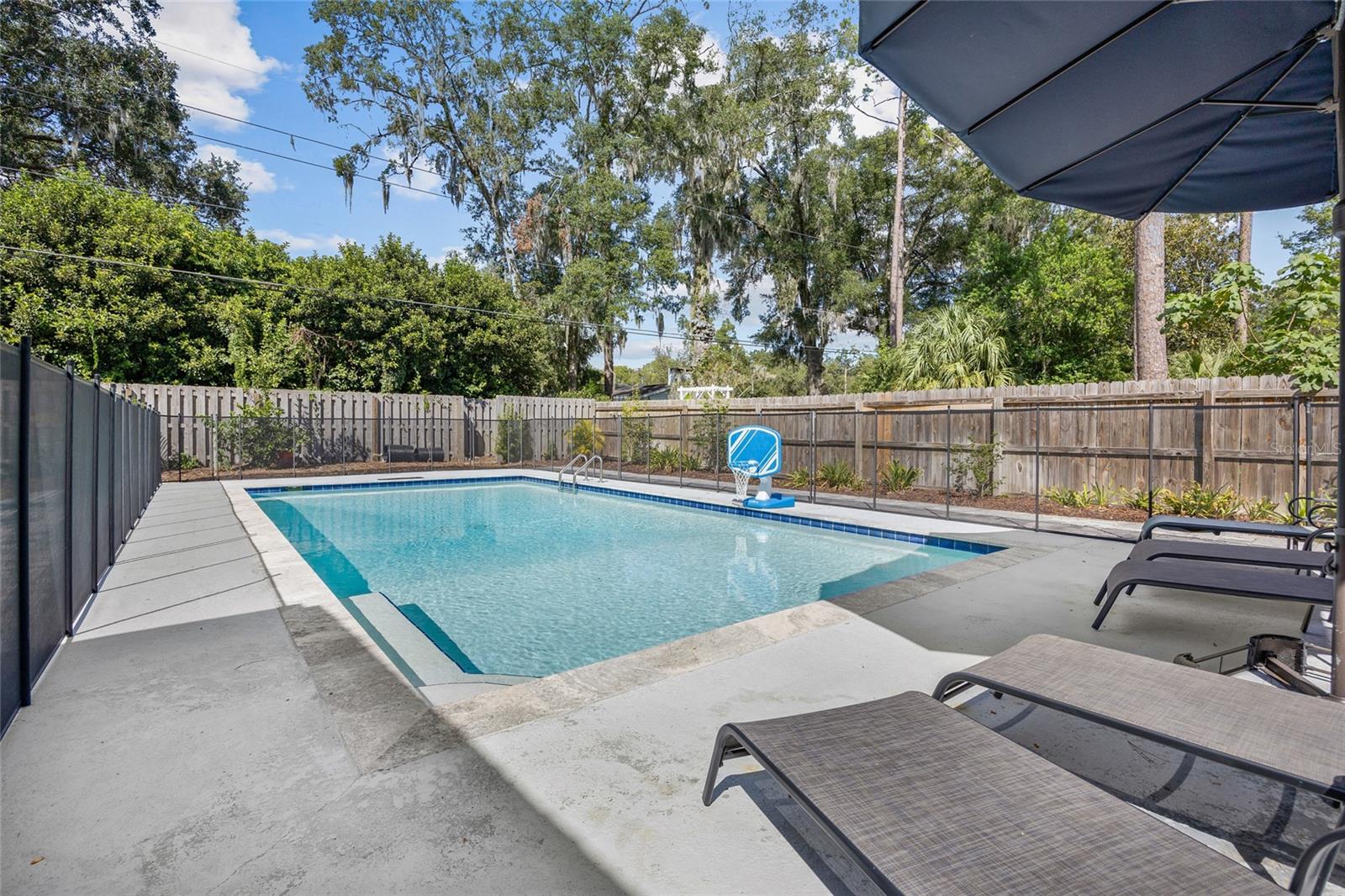 4400 NW 17TH PL