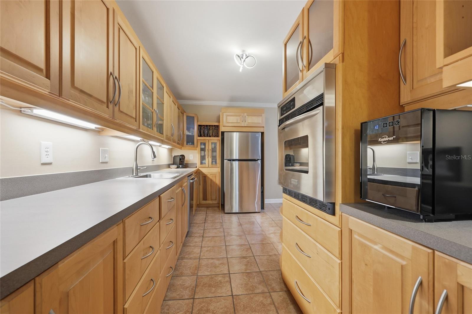 1719 NW 23RD AVE #3E