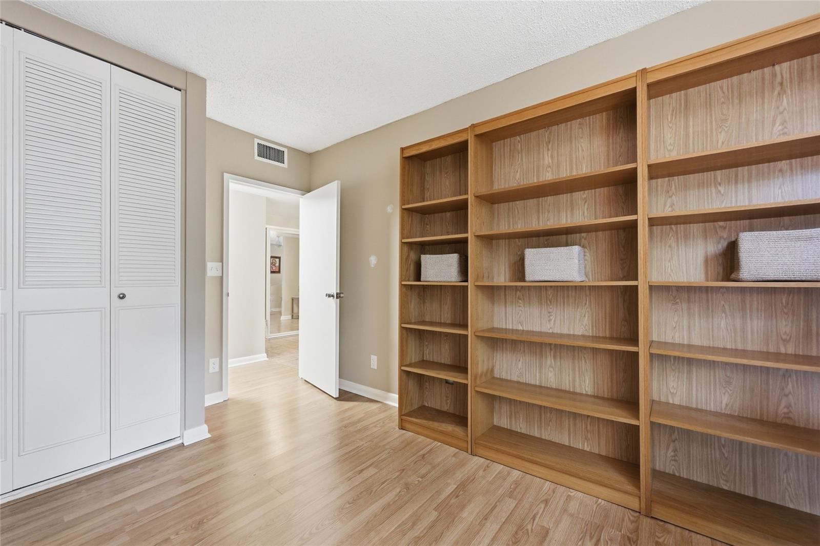 1719 NW 23RD AVE #3E