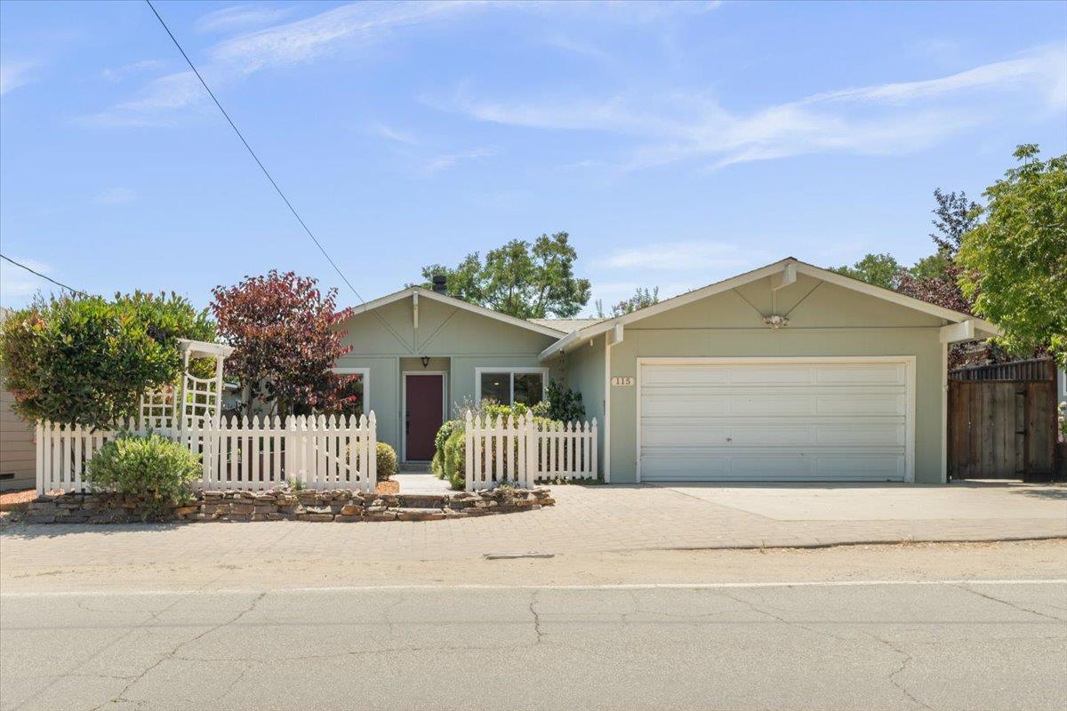 115 Hames RD