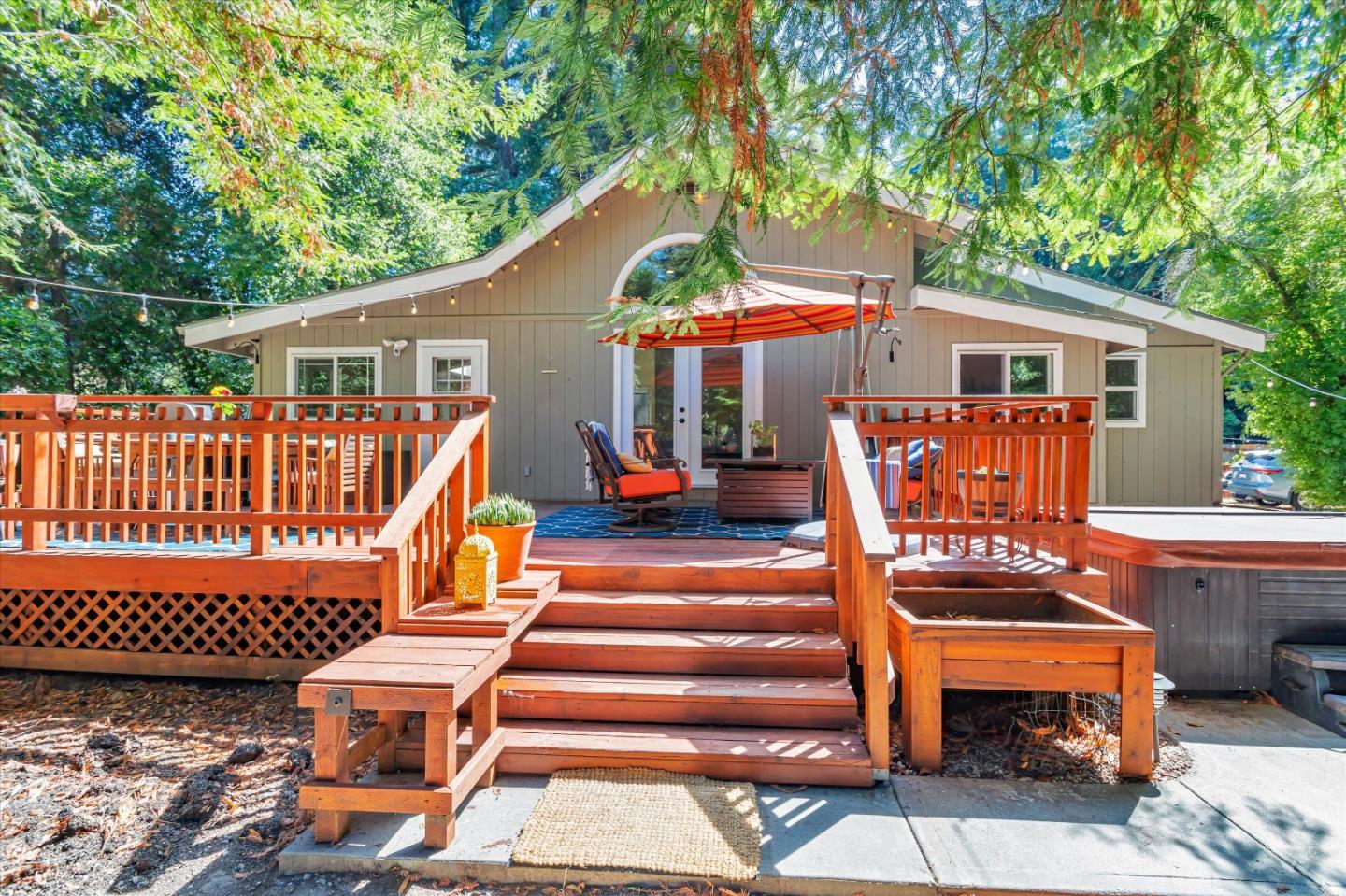 591 Primavera RD