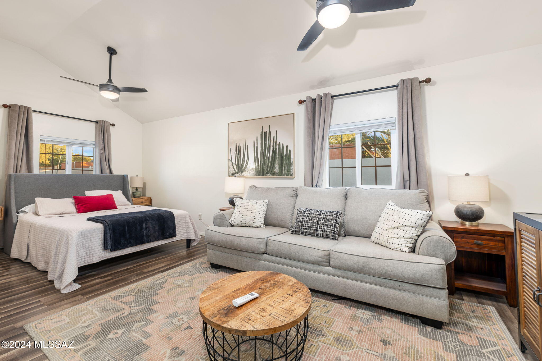 2502 E La Cienega Drive