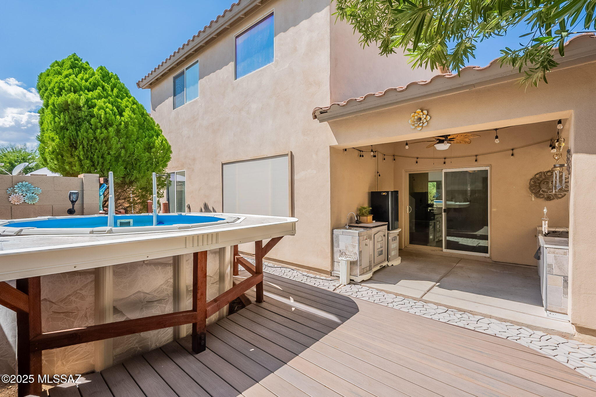97 W Camino Rancho Palomas