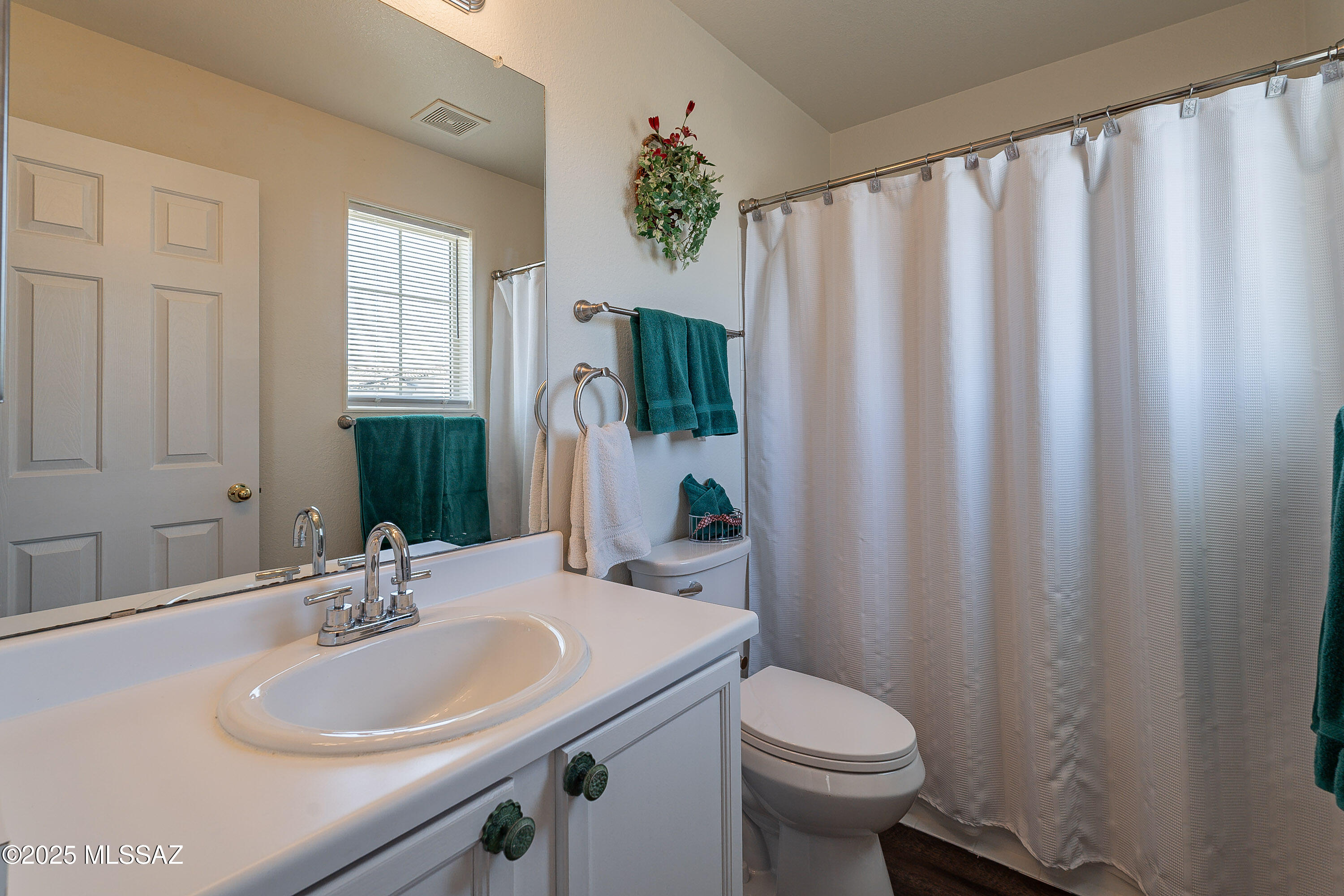 97 W Camino Rancho Palomas