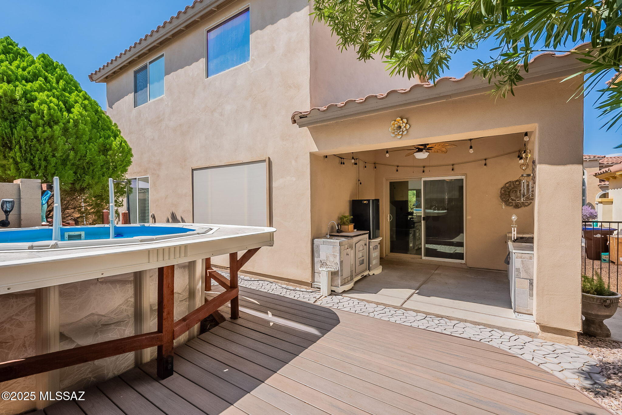 97 W Camino Rancho Palomas