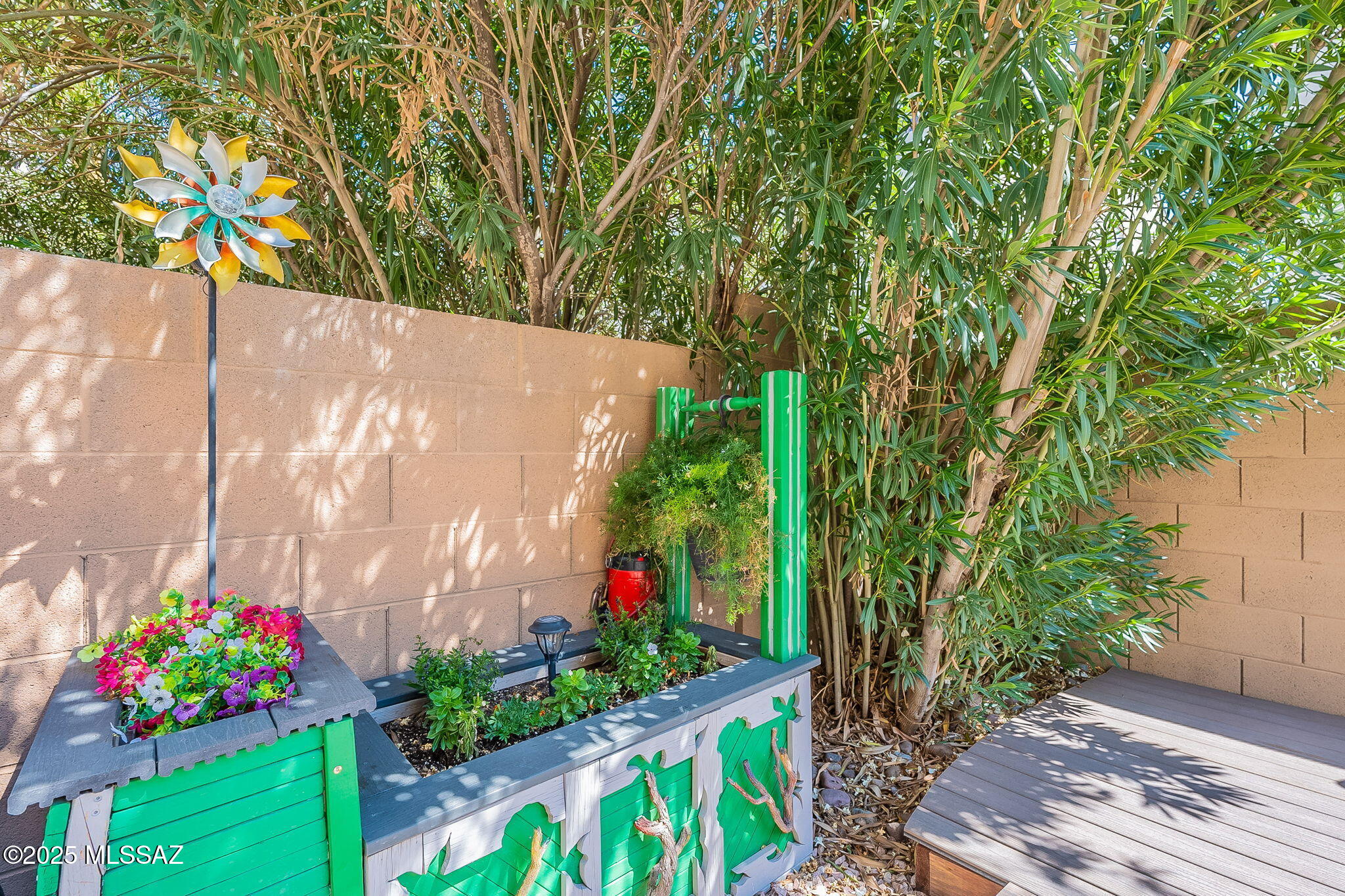 97 W Camino Rancho Palomas