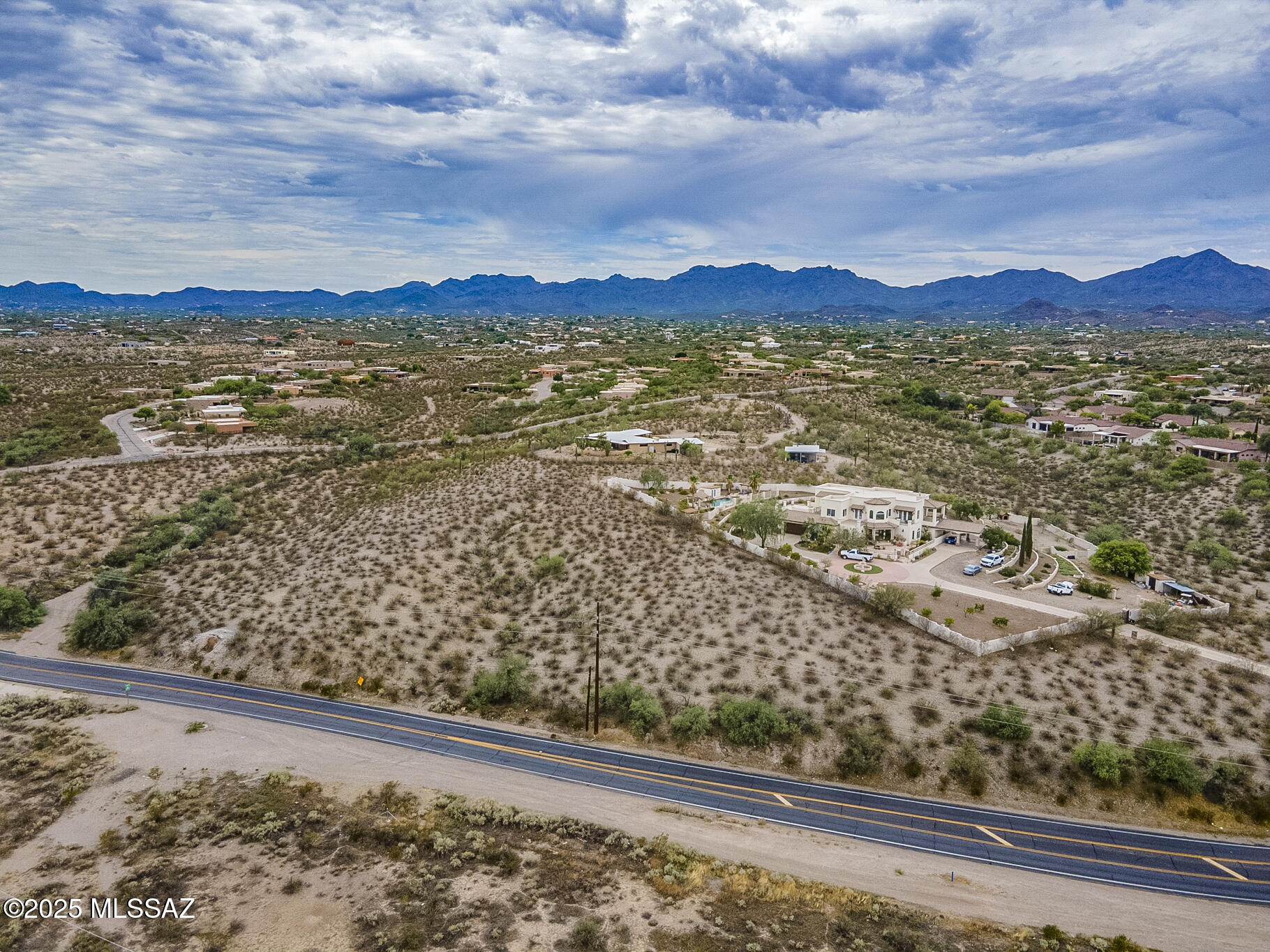 5735 N Silverbell Road