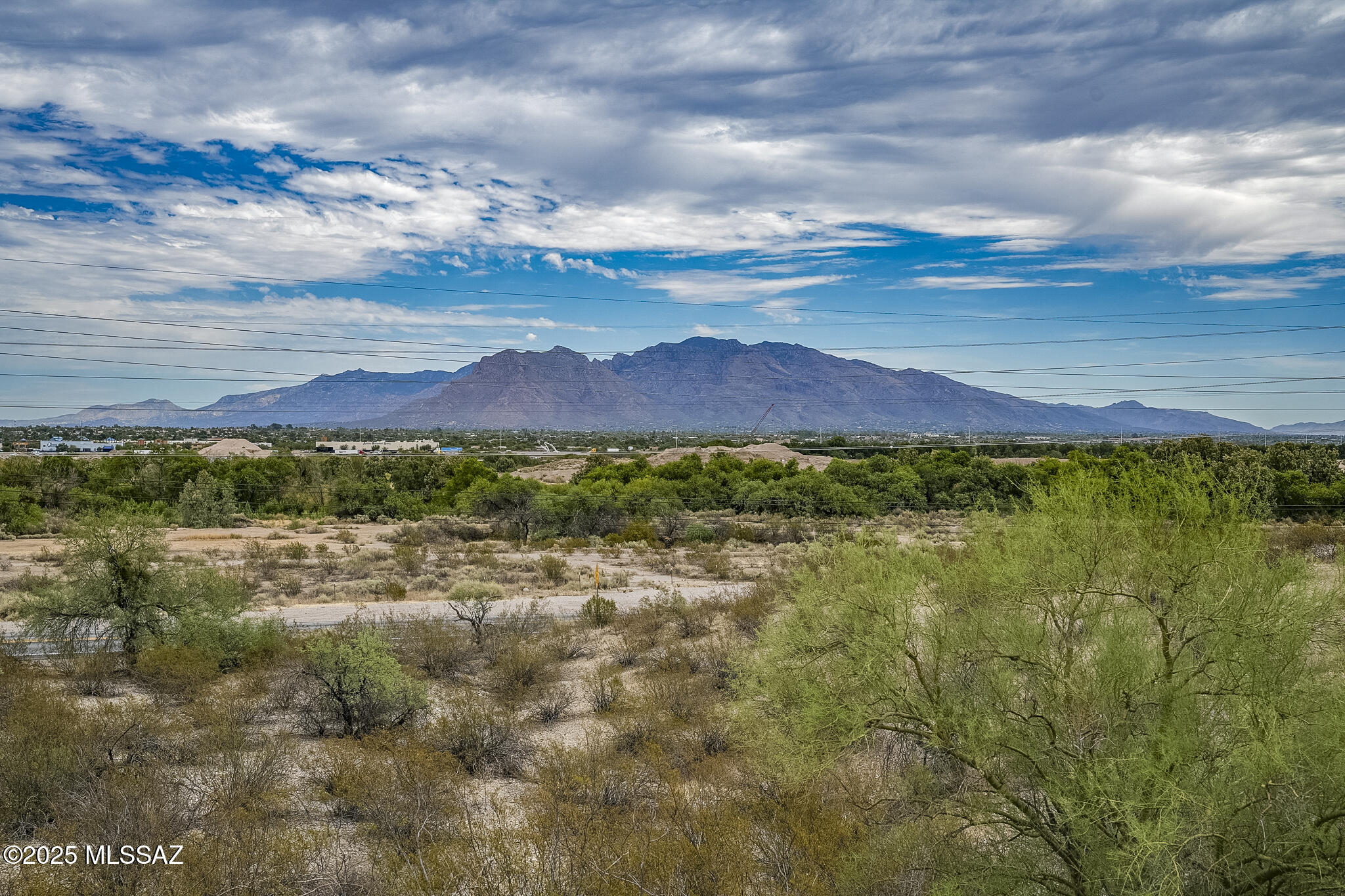 5735 N Silverbell Road