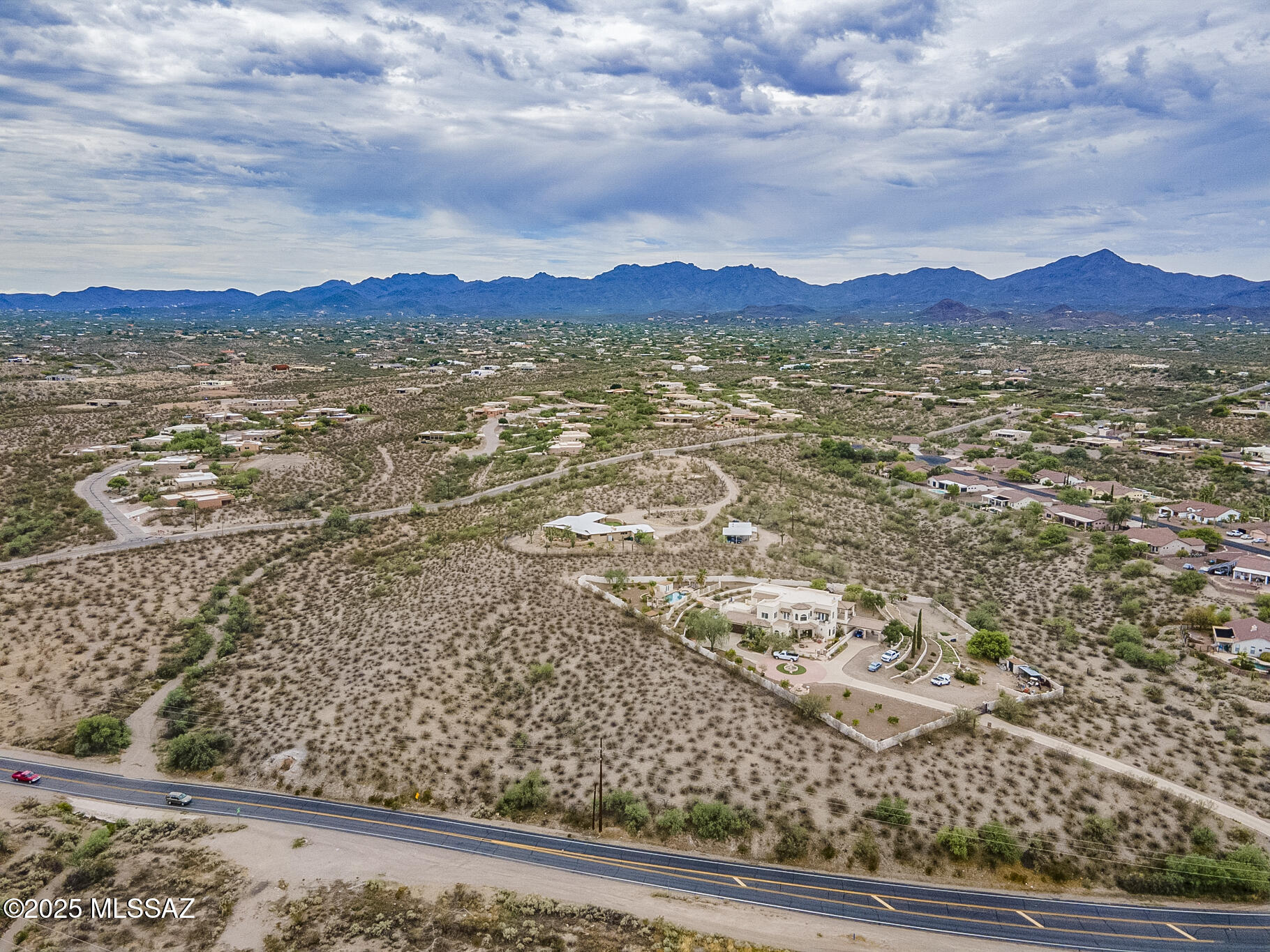 5735 N Silverbell Road