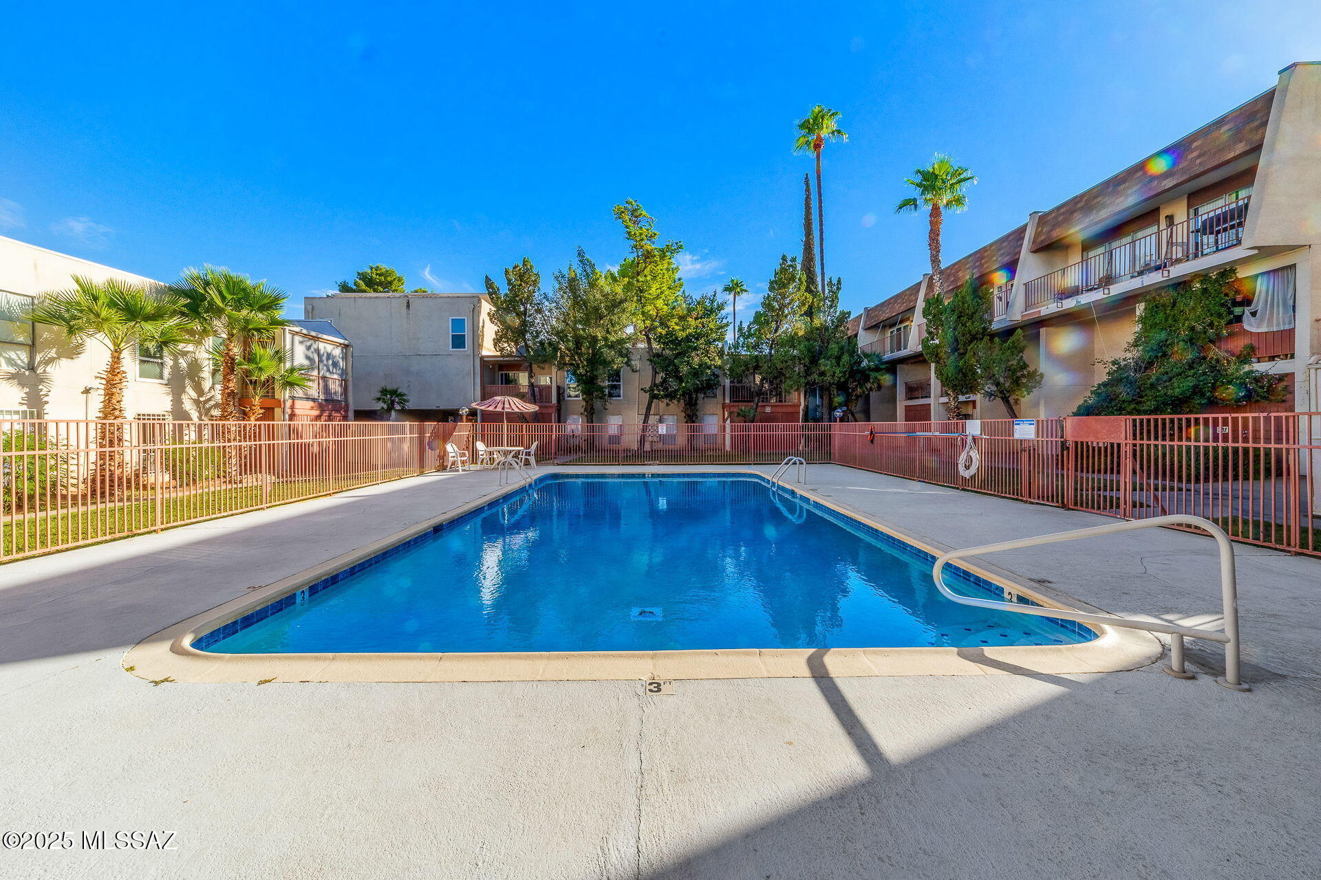 1600 N Wilmot Road Unit: 419
