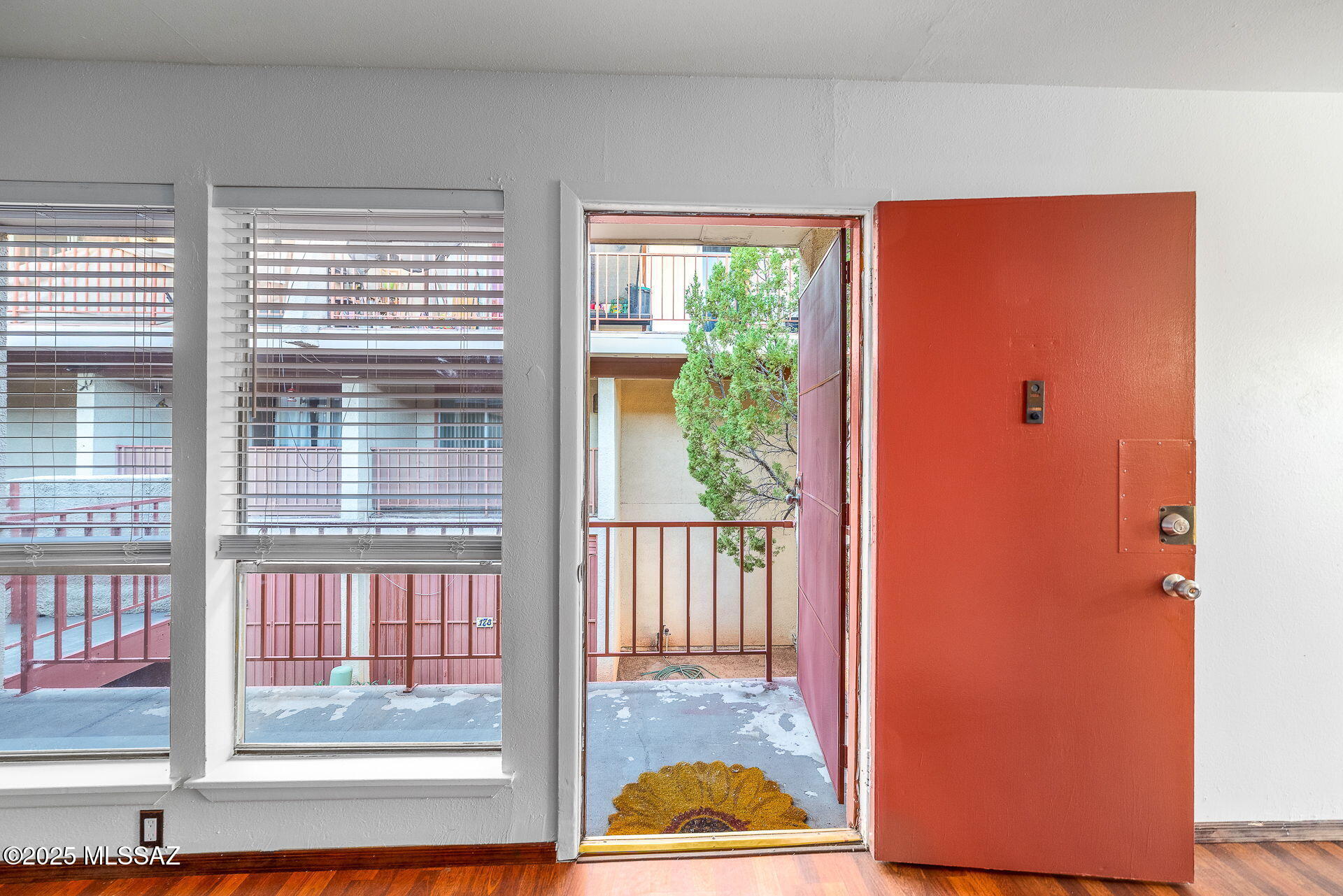 1600 N Wilmot Road Unit: 419