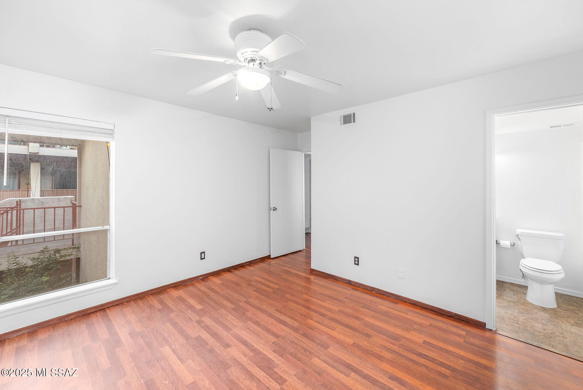 1600 N Wilmot Road Unit: 419
