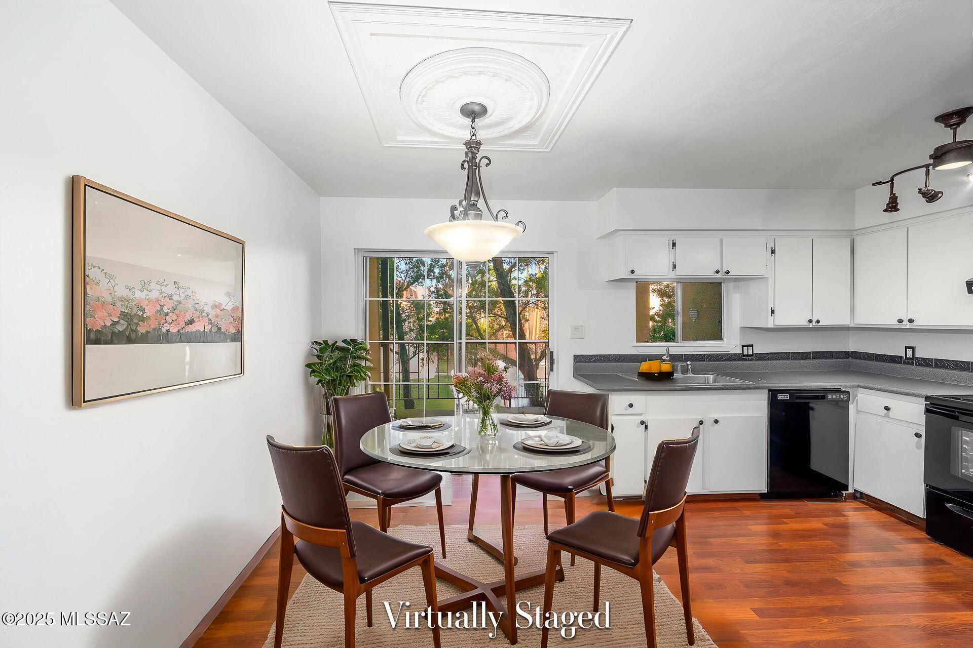 1600 N Wilmot Road Unit: 419