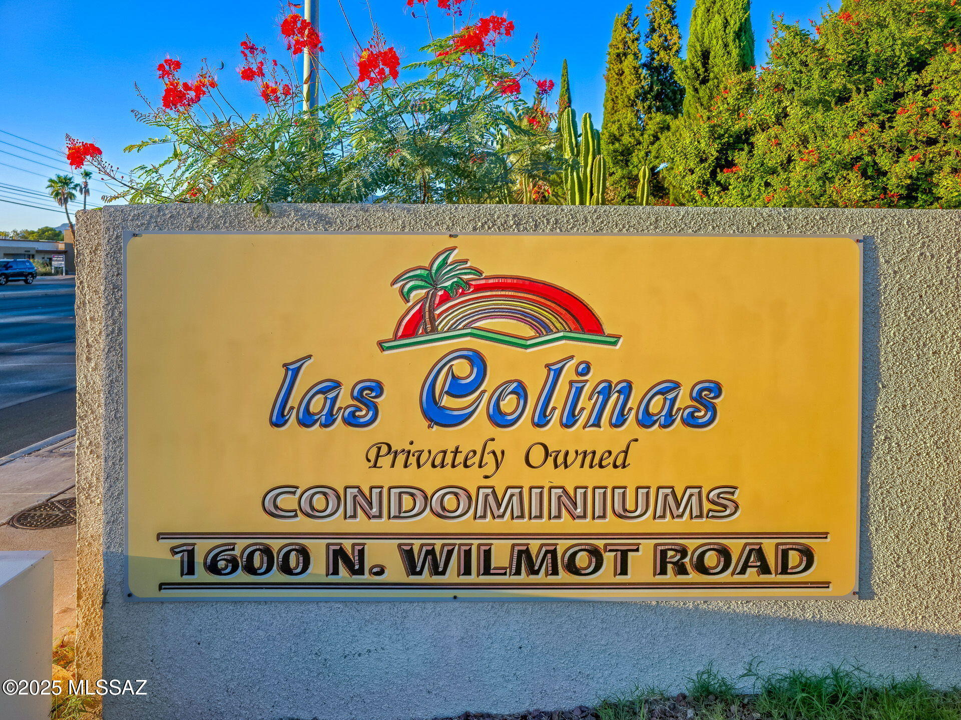 1600 N Wilmot Road Unit: 419