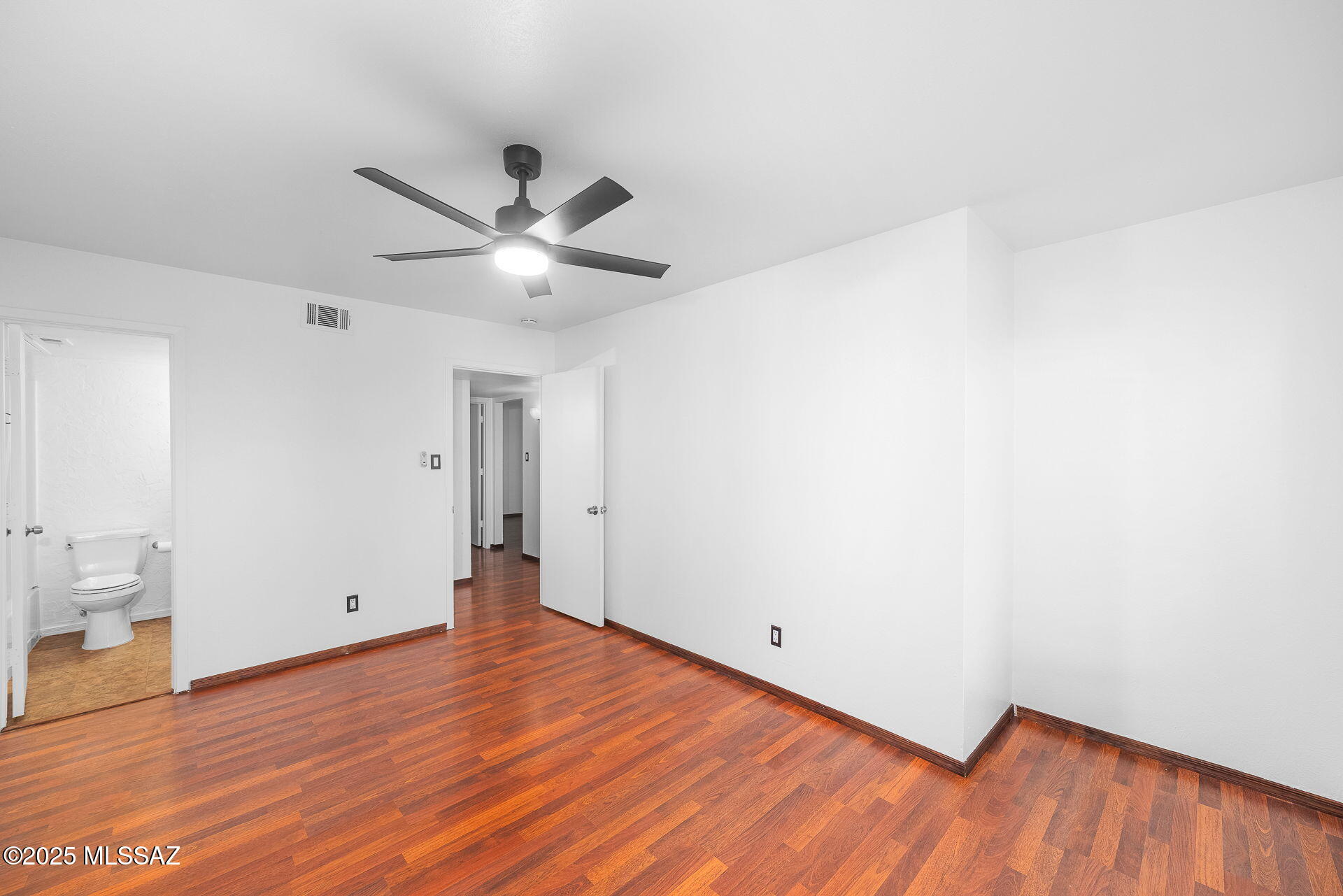 1600 N Wilmot Road 419