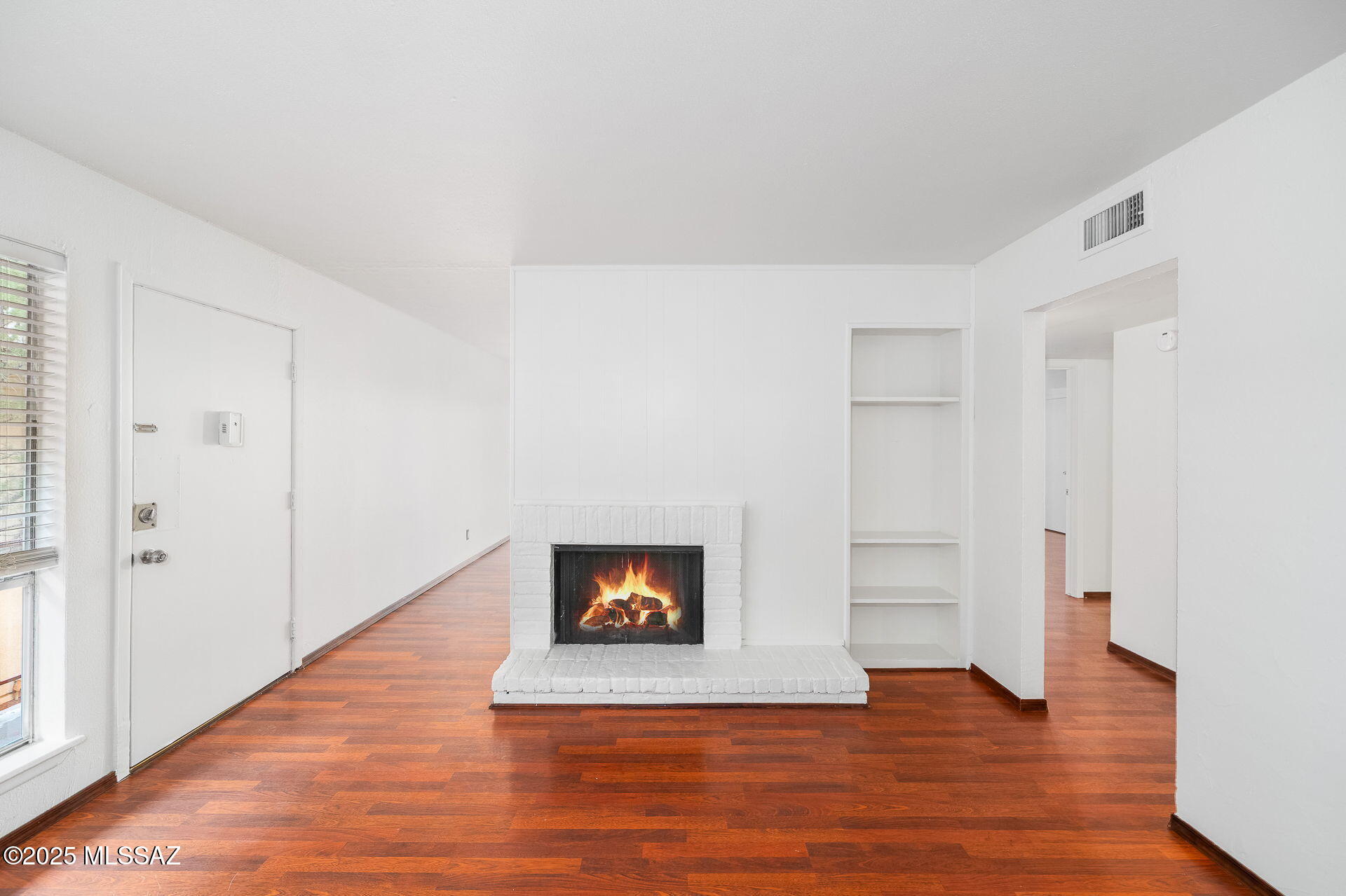 1600 N Wilmot Road 419