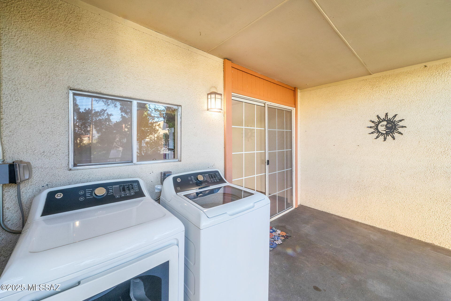 1600 N Wilmot Road 419