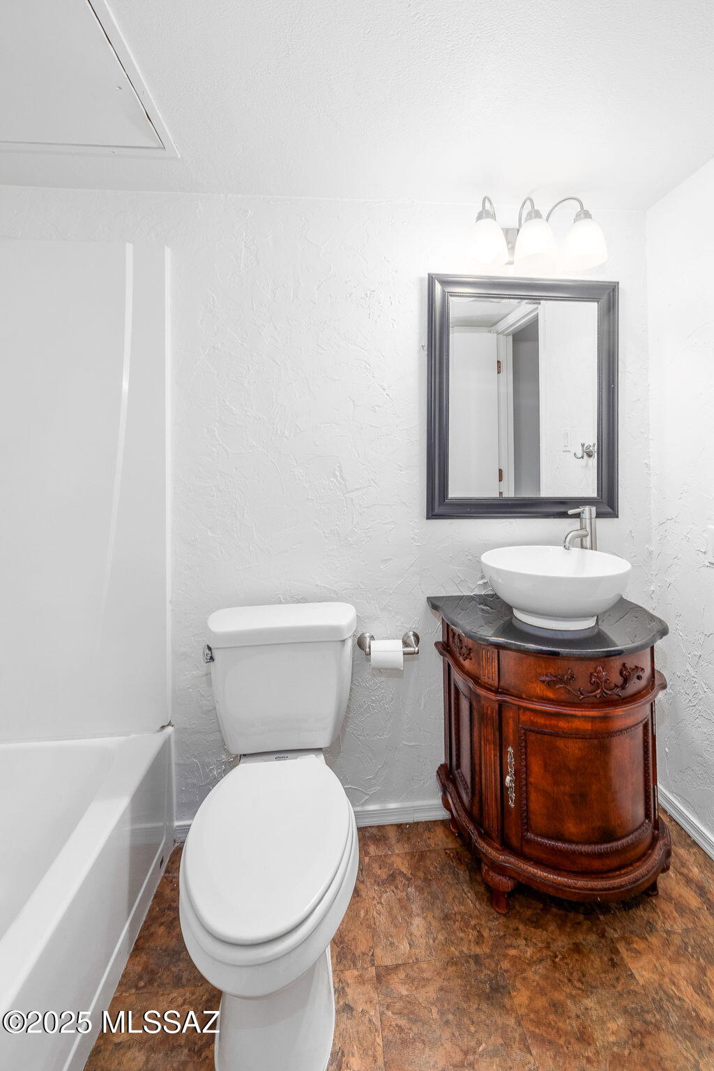 1600 N Wilmot Road 419