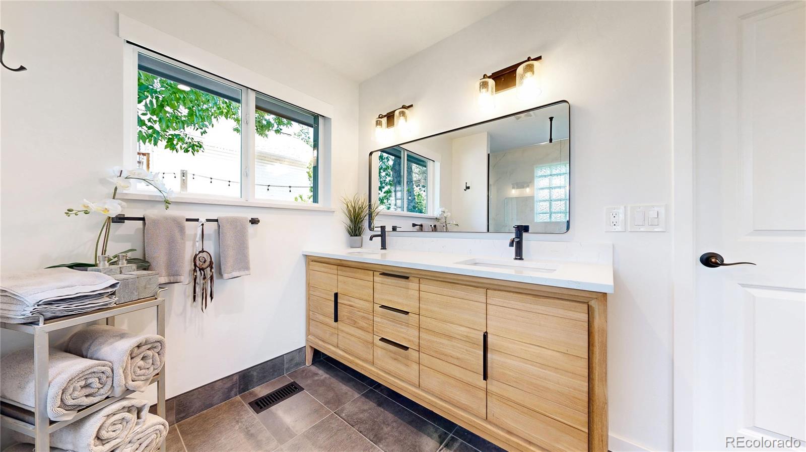 1830 S Fillmore Street