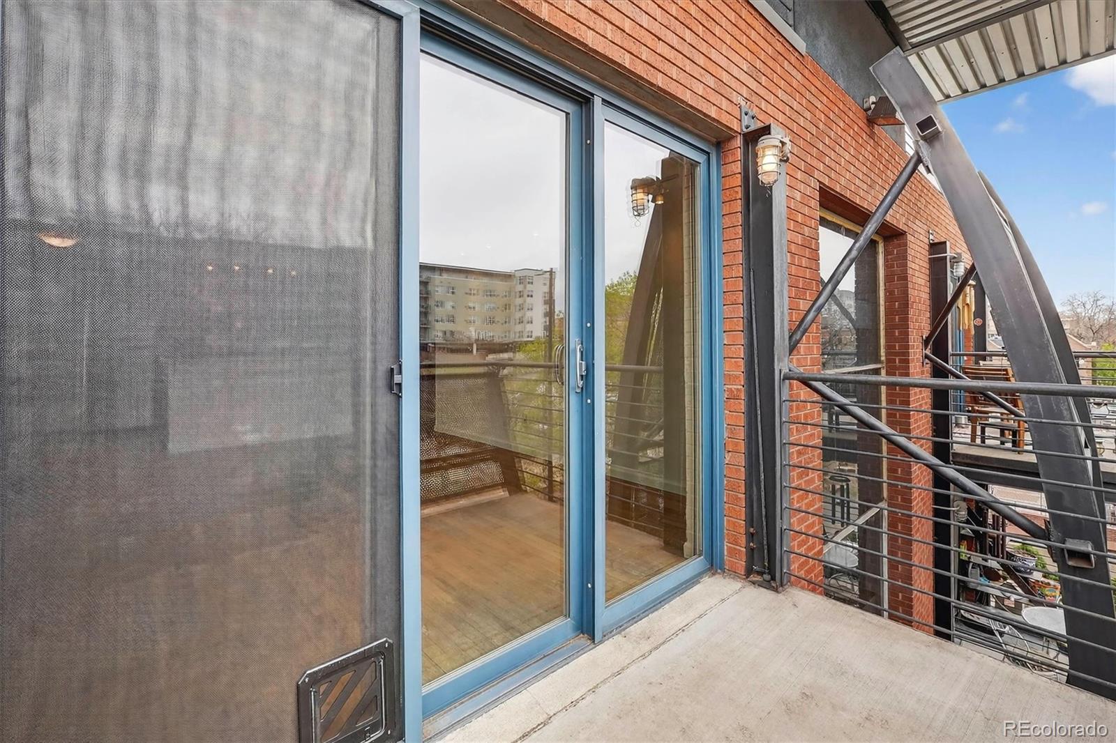 1336 N Logan Street Unit: 401