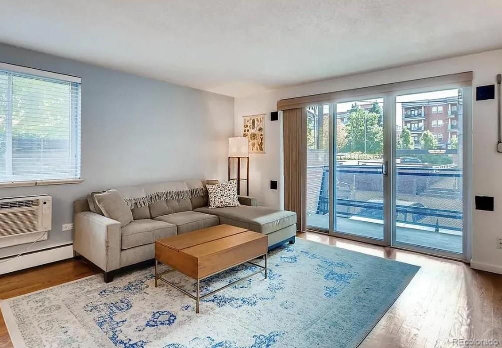 1336 N Logan Street Unit: 401