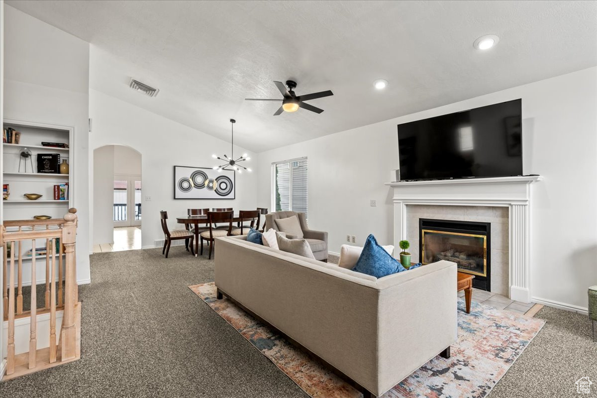 232 E ASHBROOK CIR