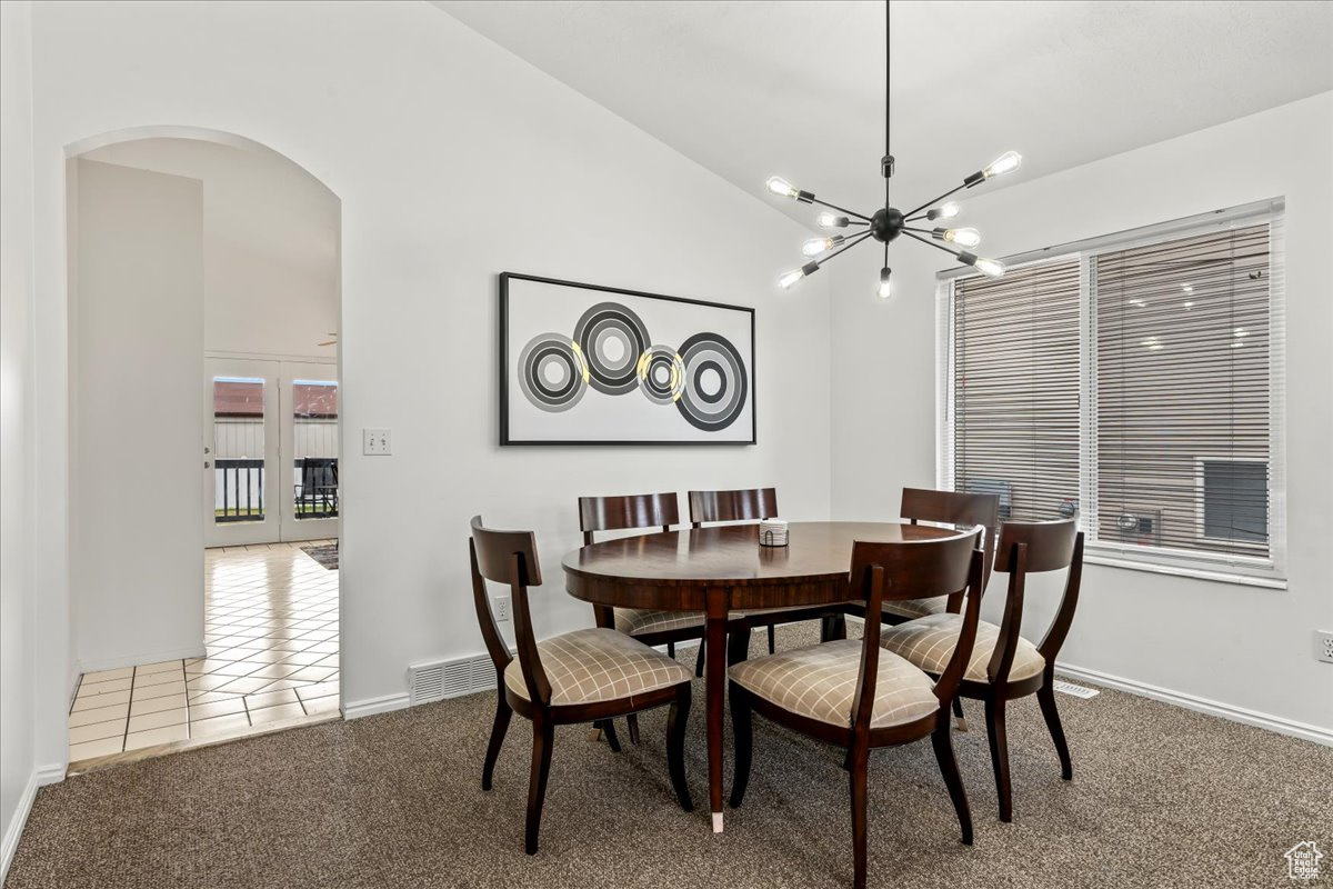 232 E ASHBROOK CIR