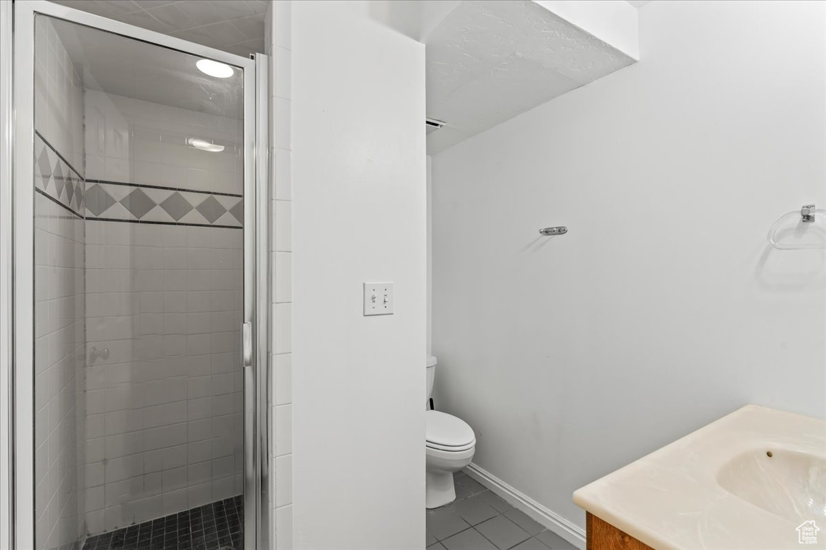 232 E ASHBROOK CIR