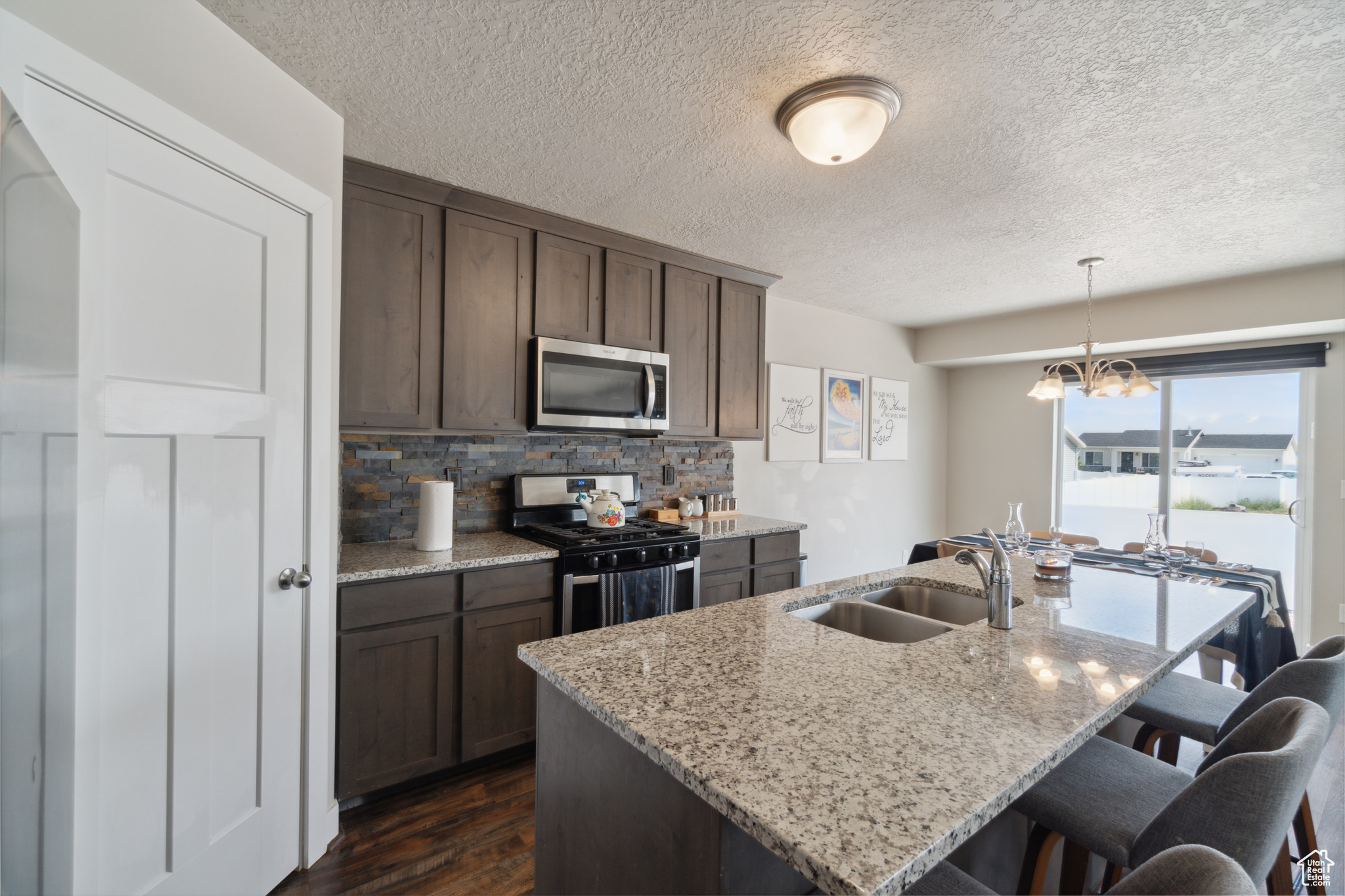1167 W WILDFLOWER DR