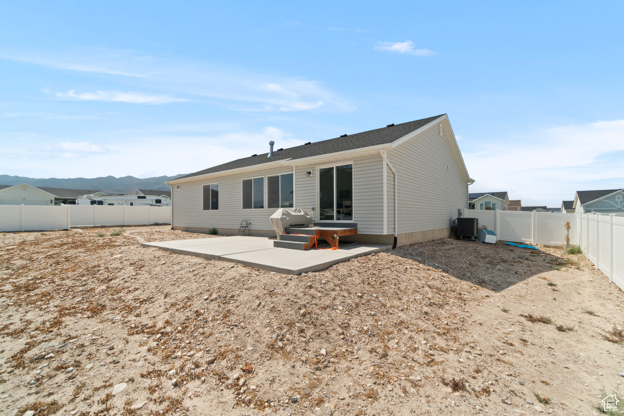 1167 W WILDFLOWER DR
