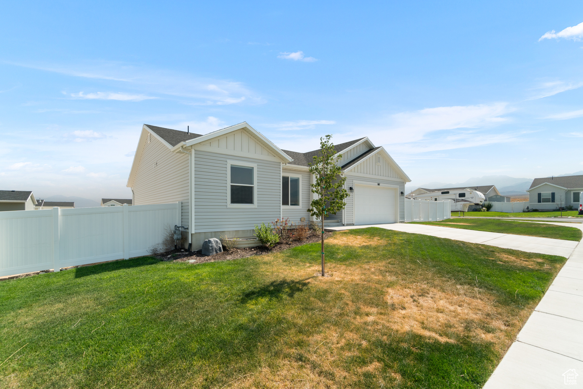 1167 W WILDFLOWER DR