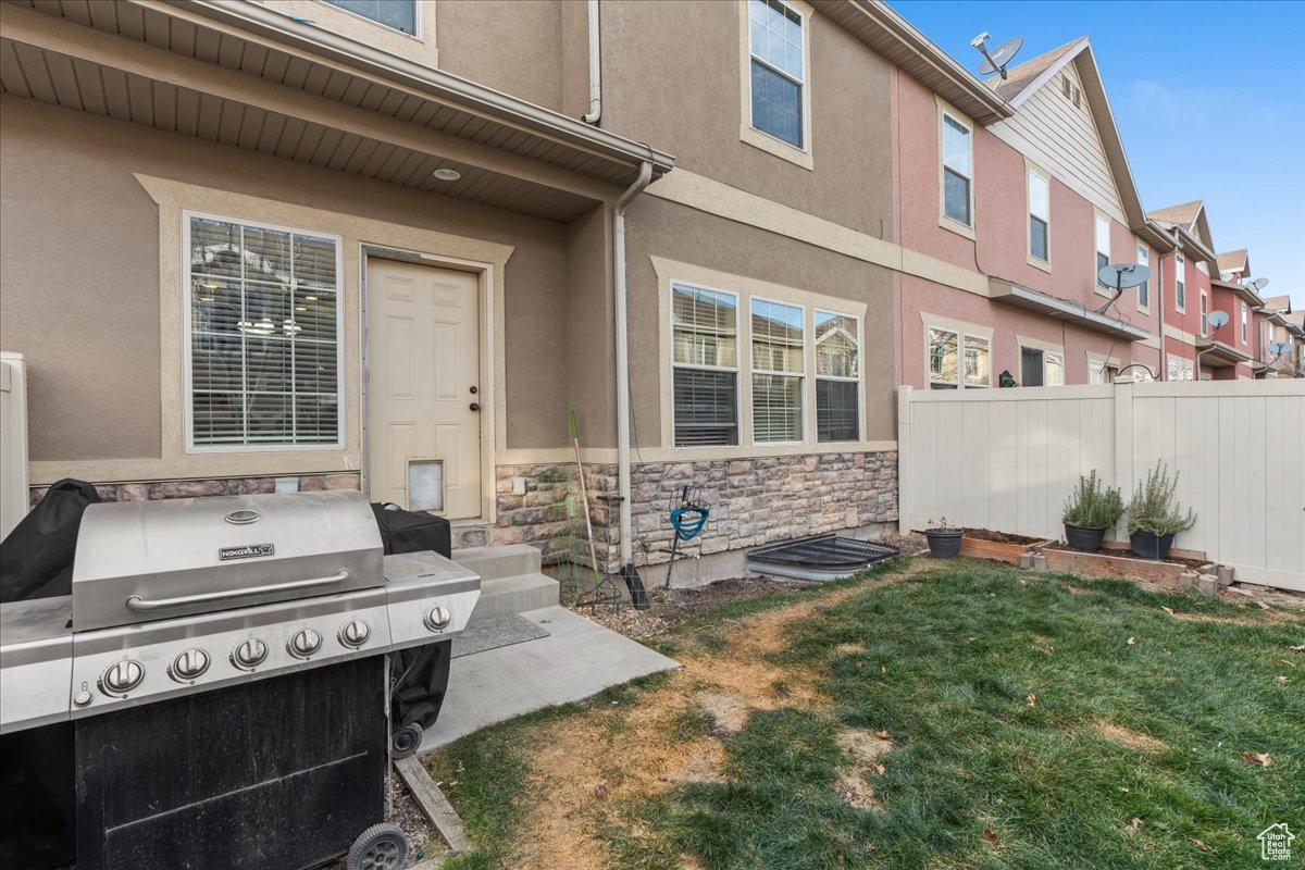 1486 N VENETIAN WAY