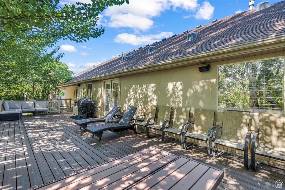 10605 S WILLOW VALLEY RD