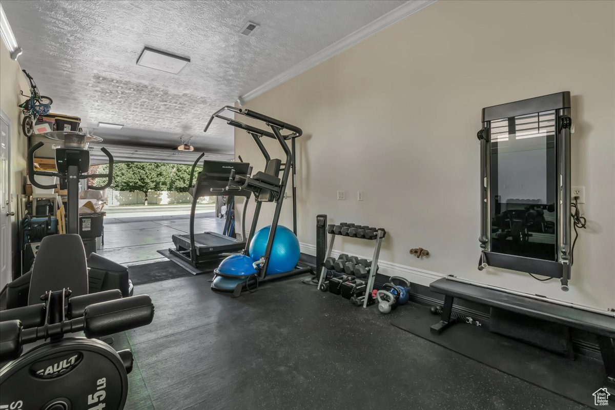 10605 S WILLOW VALLEY RD