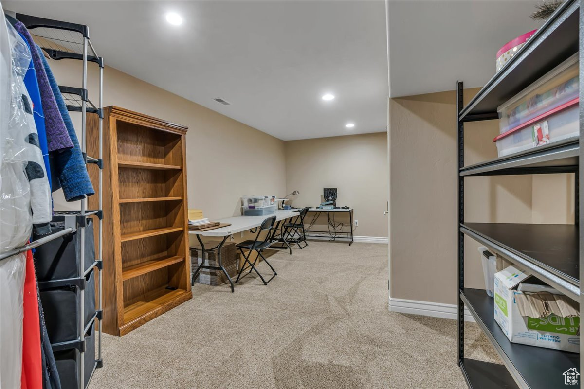 10605 S WILLOW VALLEY RD