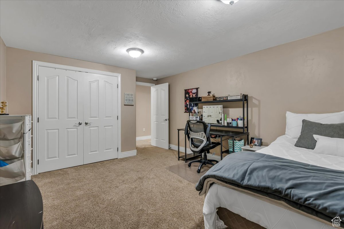 10605 S WILLOW VALLEY RD