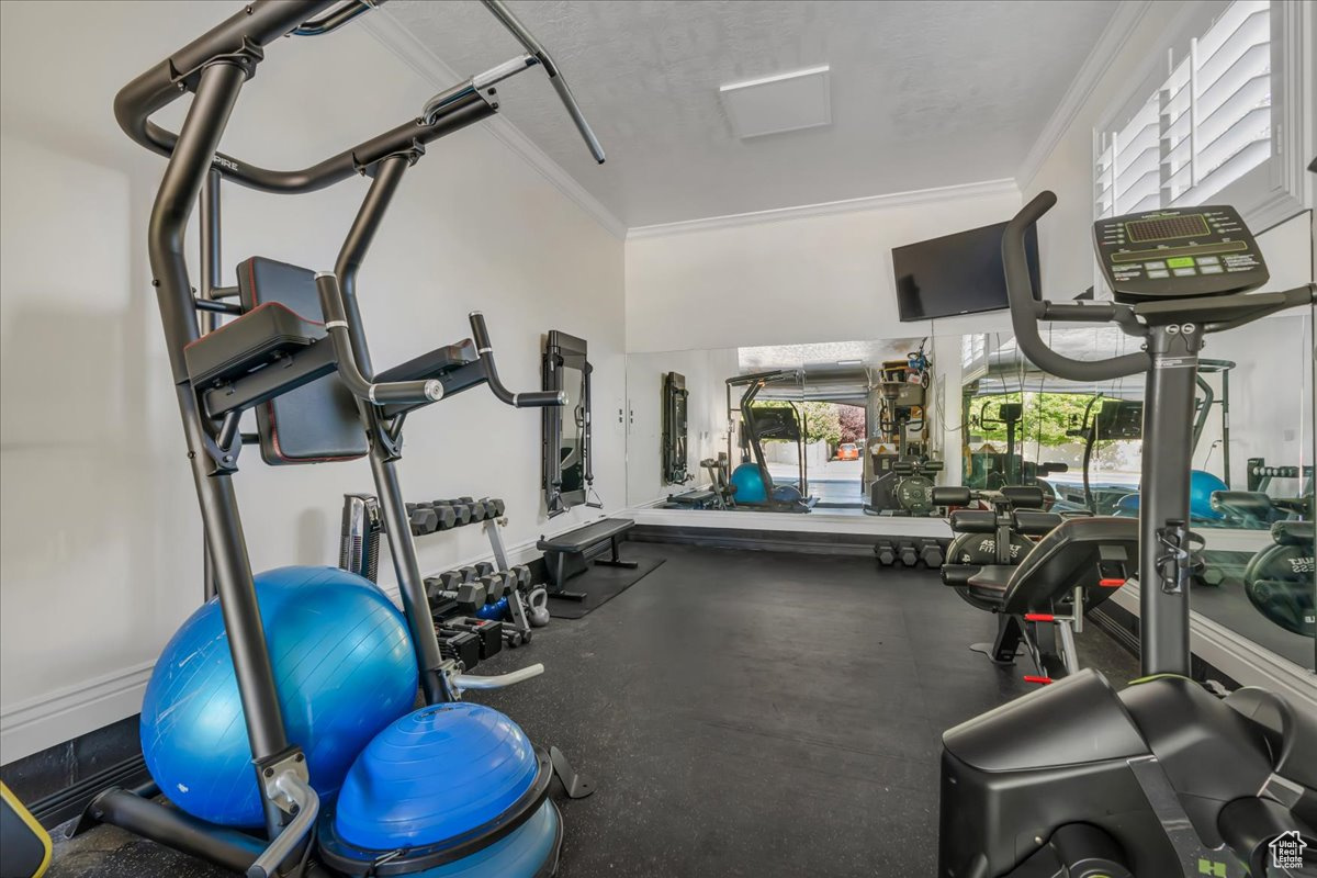 10605 S WILLOW VALLEY RD