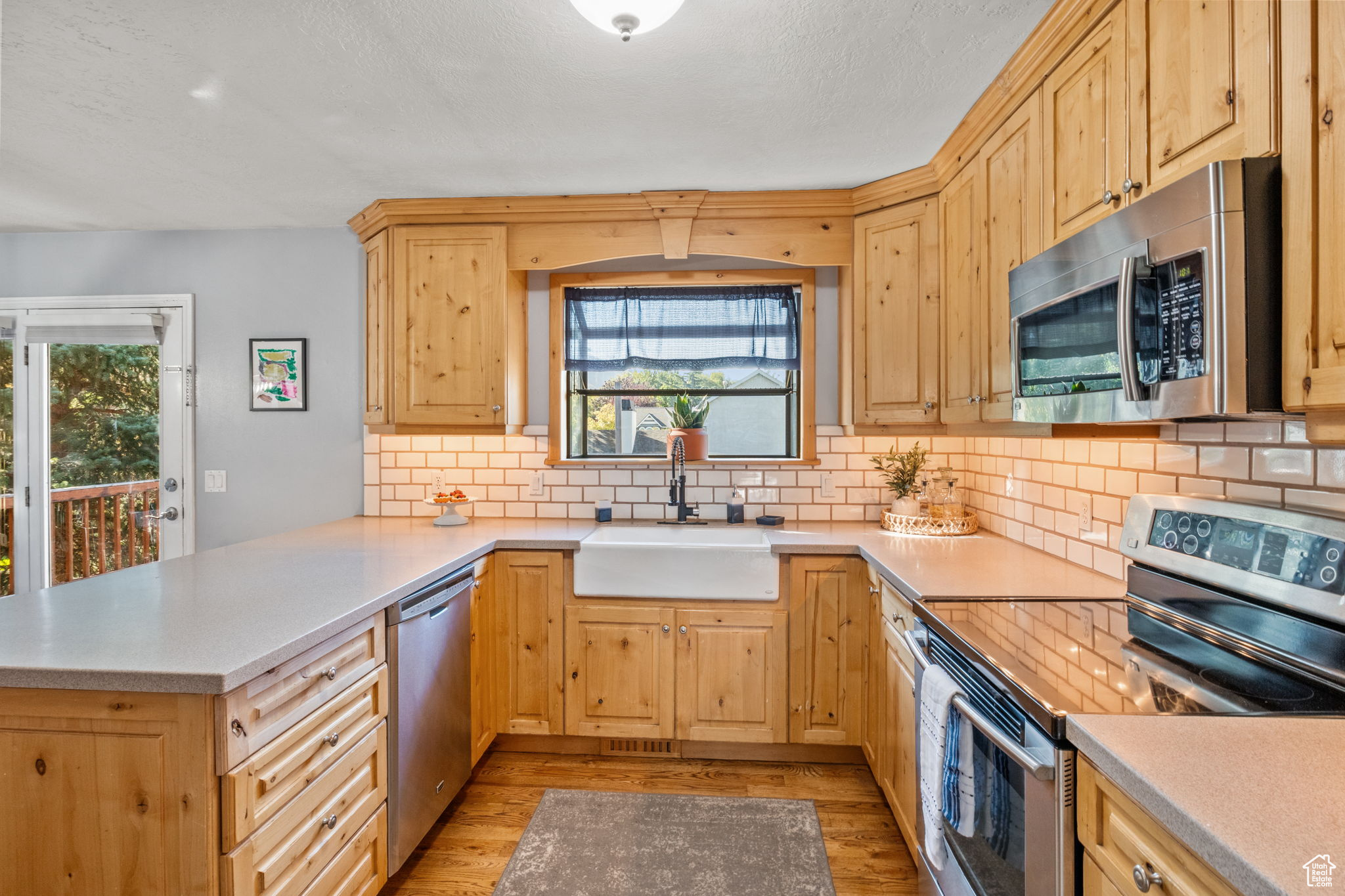 2112 E 10180 S