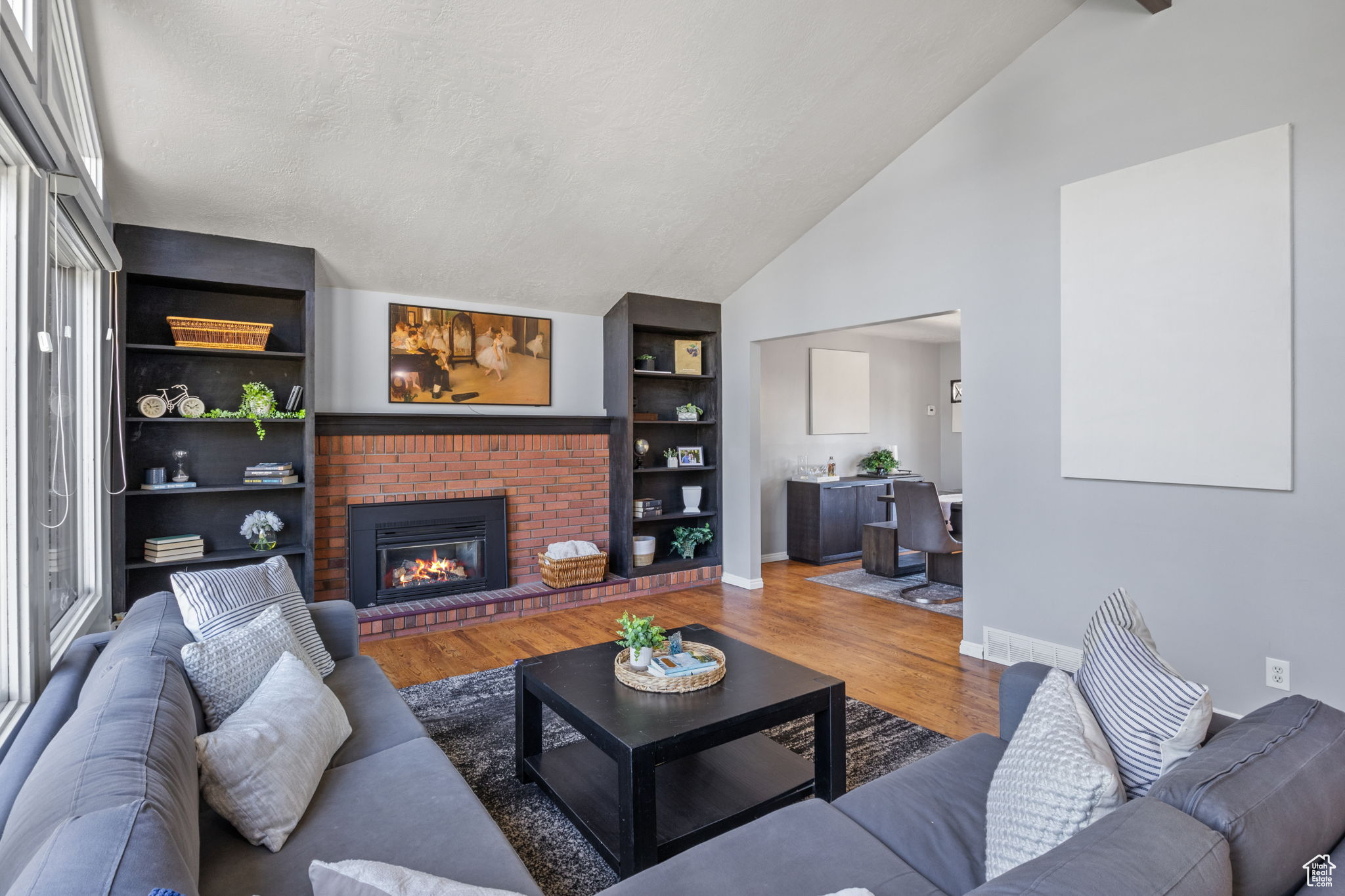 2112 E 10180 S