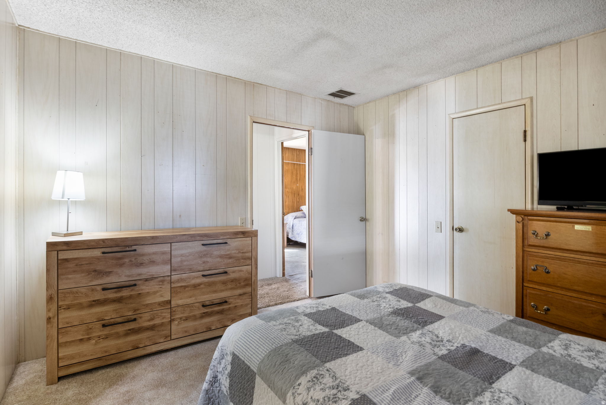 27 W EVENING STAR WAY