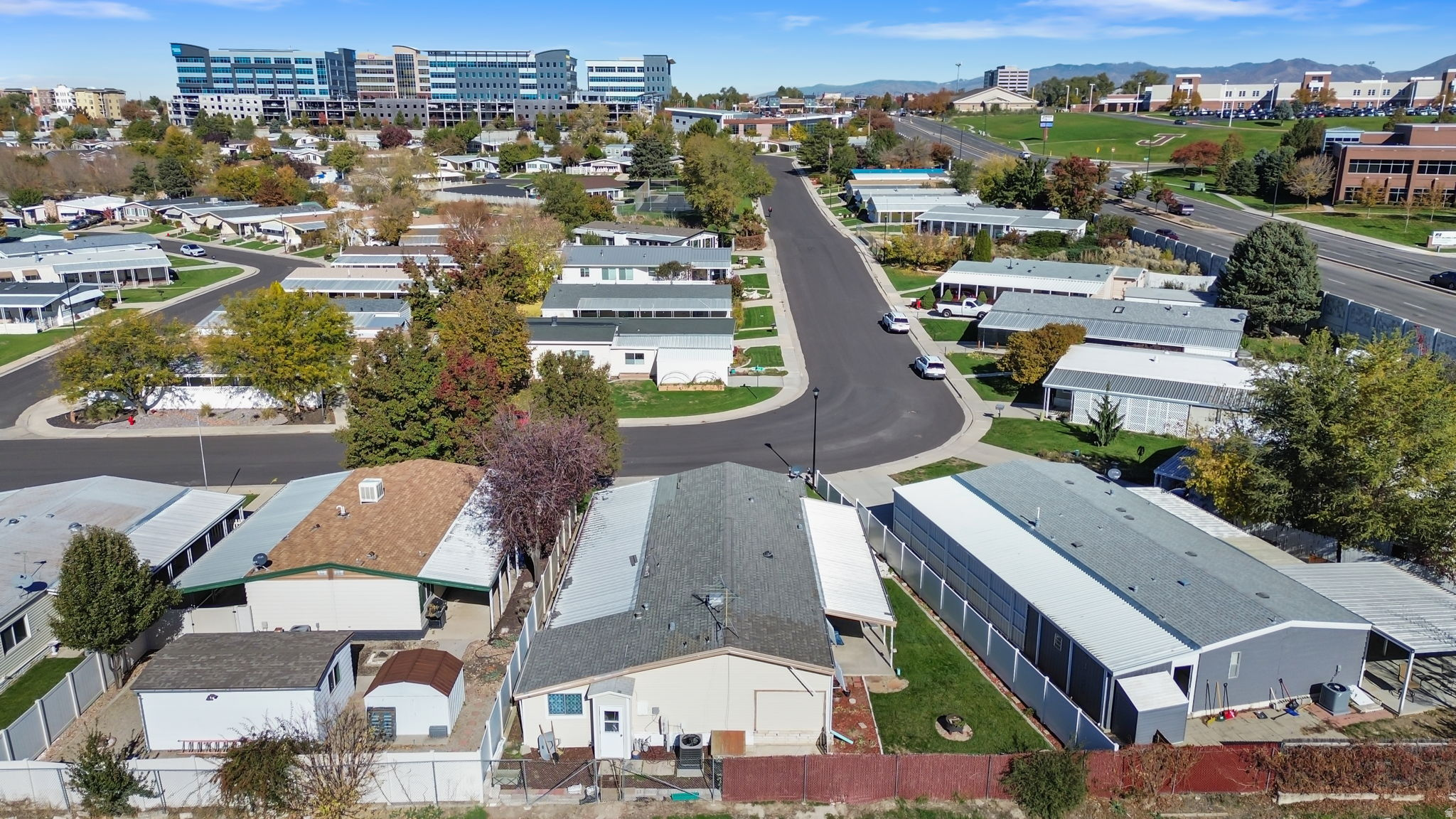 27 W EVENING STAR WAY