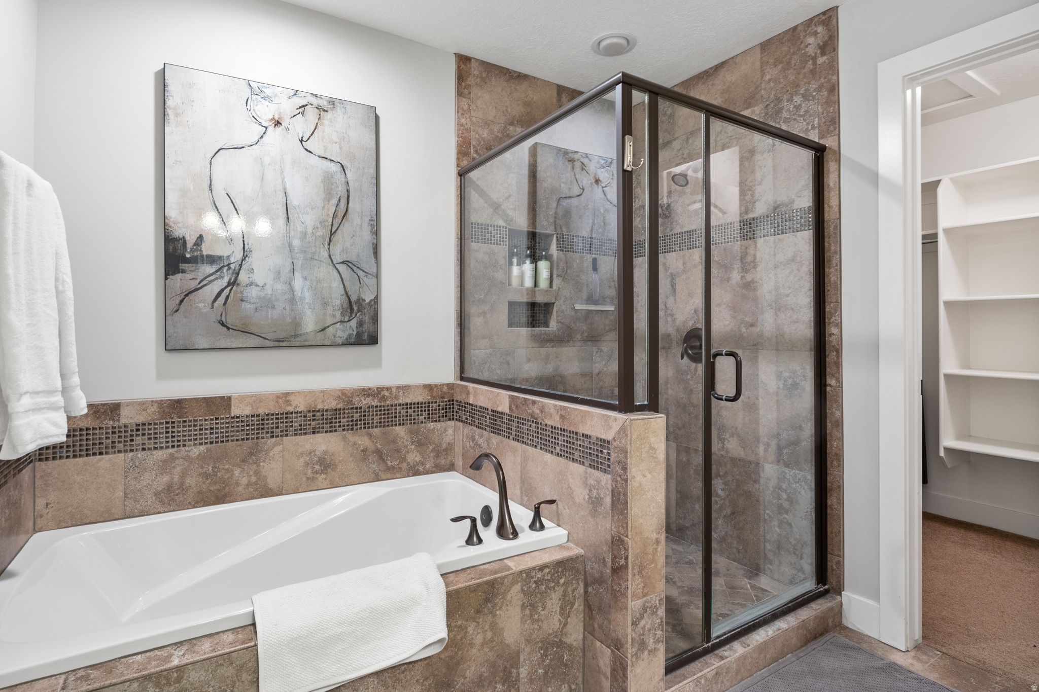 832 S EDGEWATER CT #4