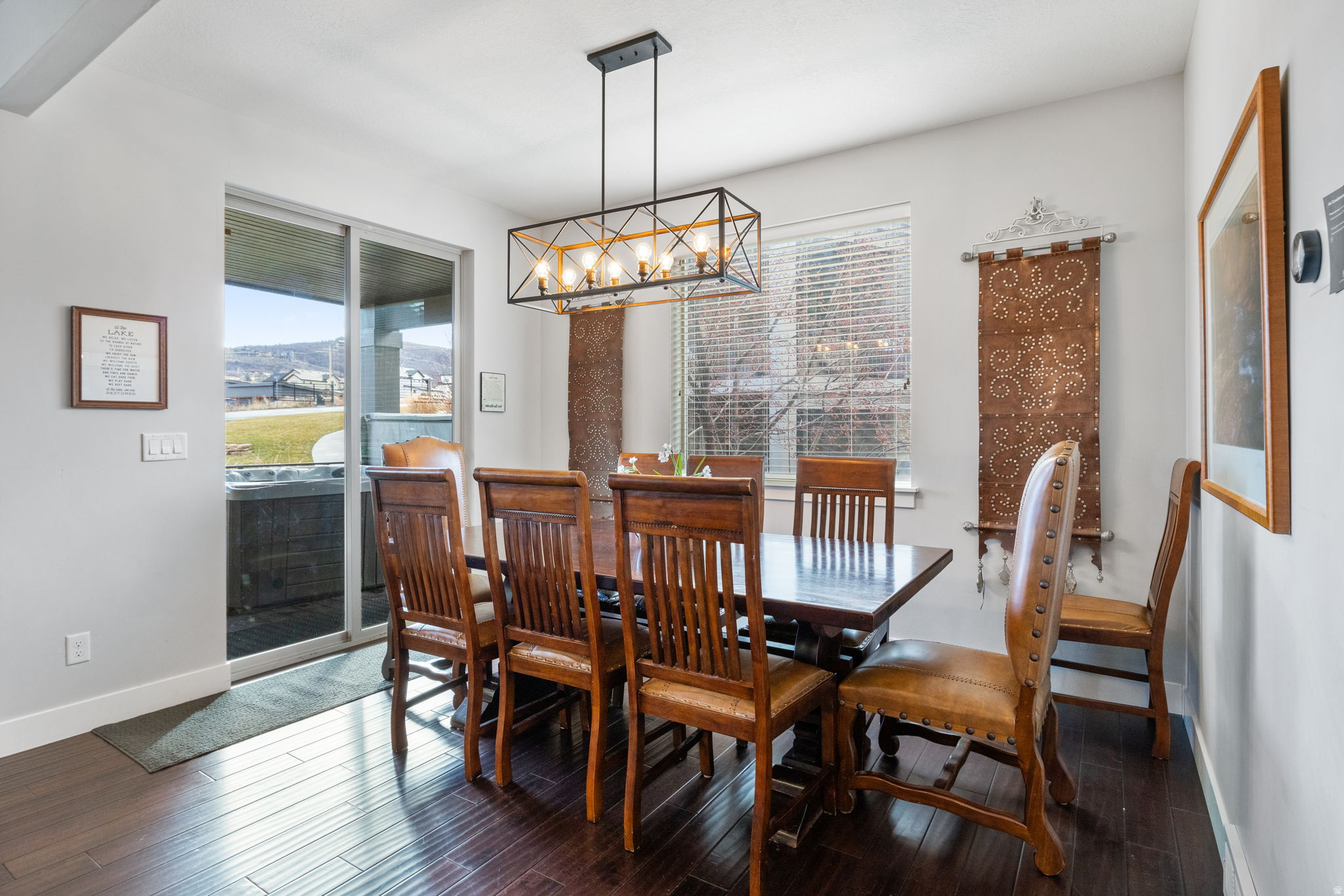 832 S EDGEWATER CT #4