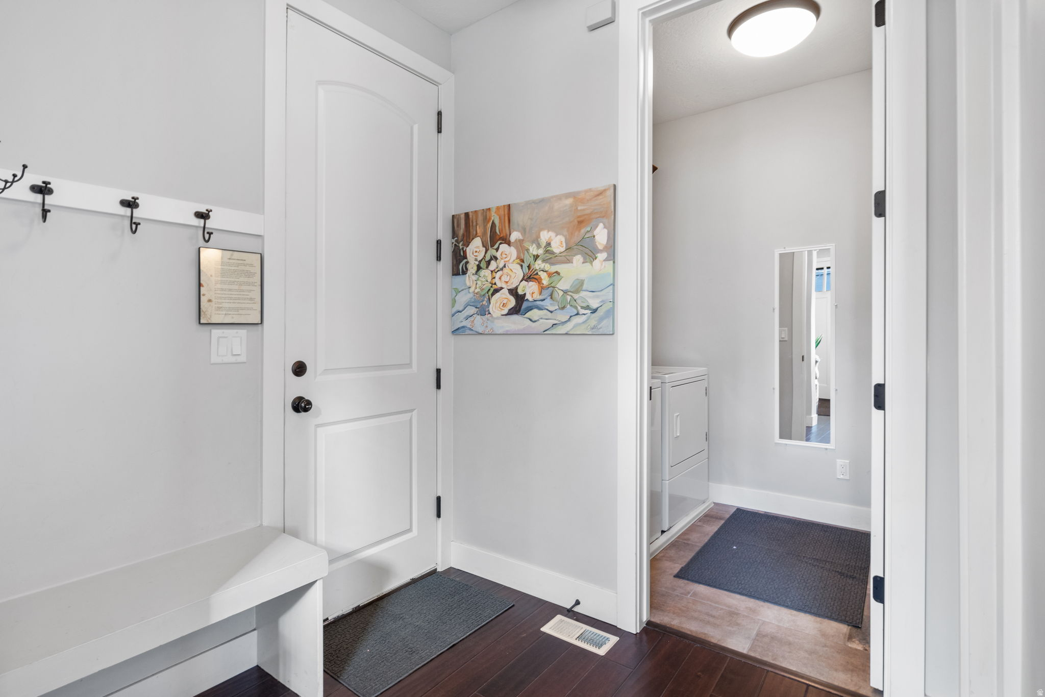 832 S EDGEWATER CT #4