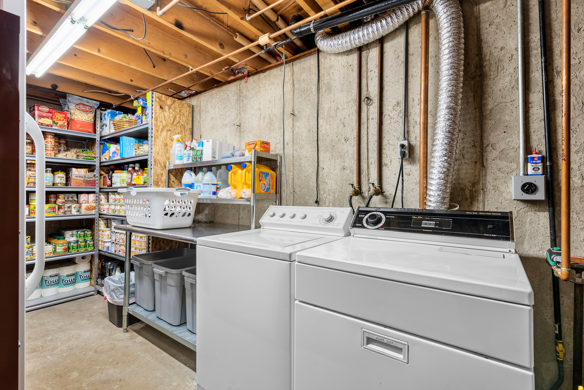 835 E CANYON BREEZE LN